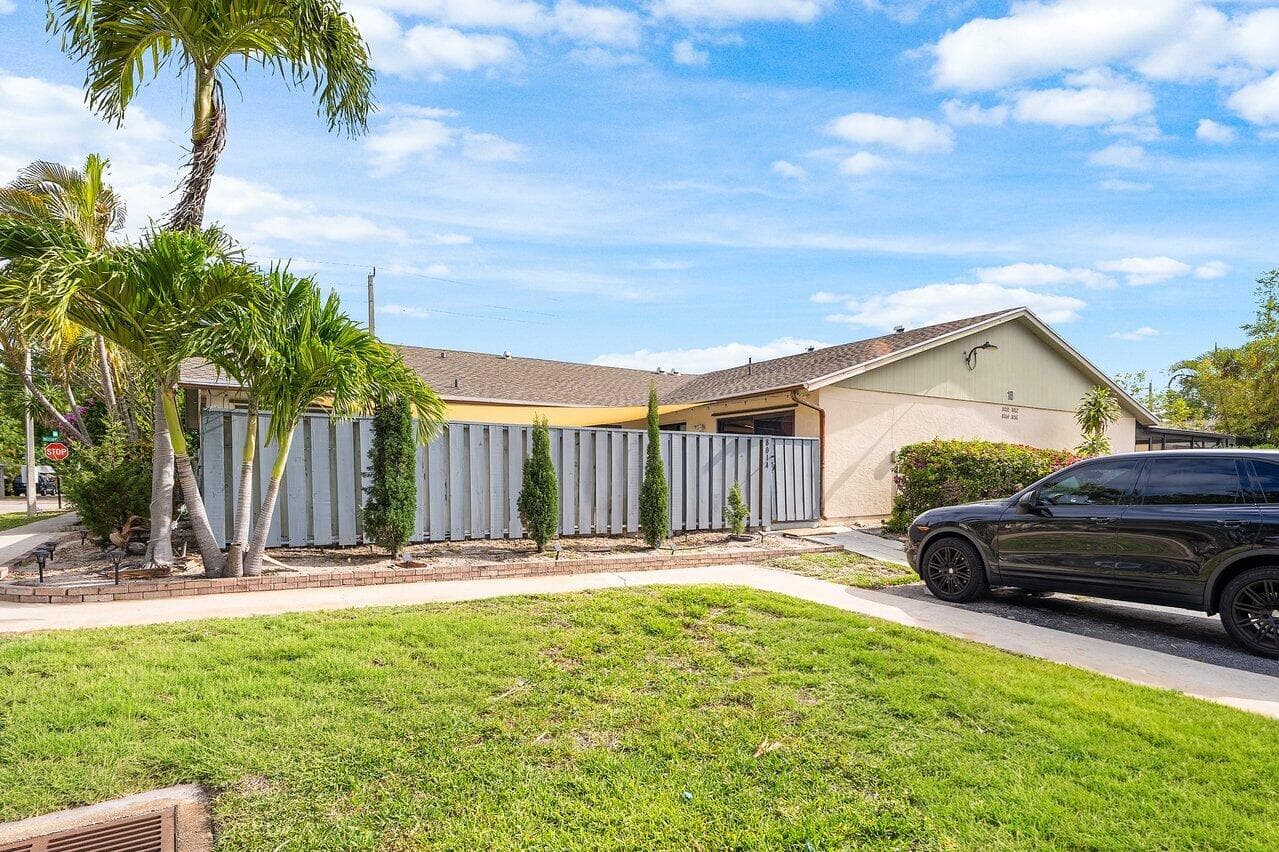 8014 Ambach Way, Hypoluxo, FL 33462 — photo 18 of 20