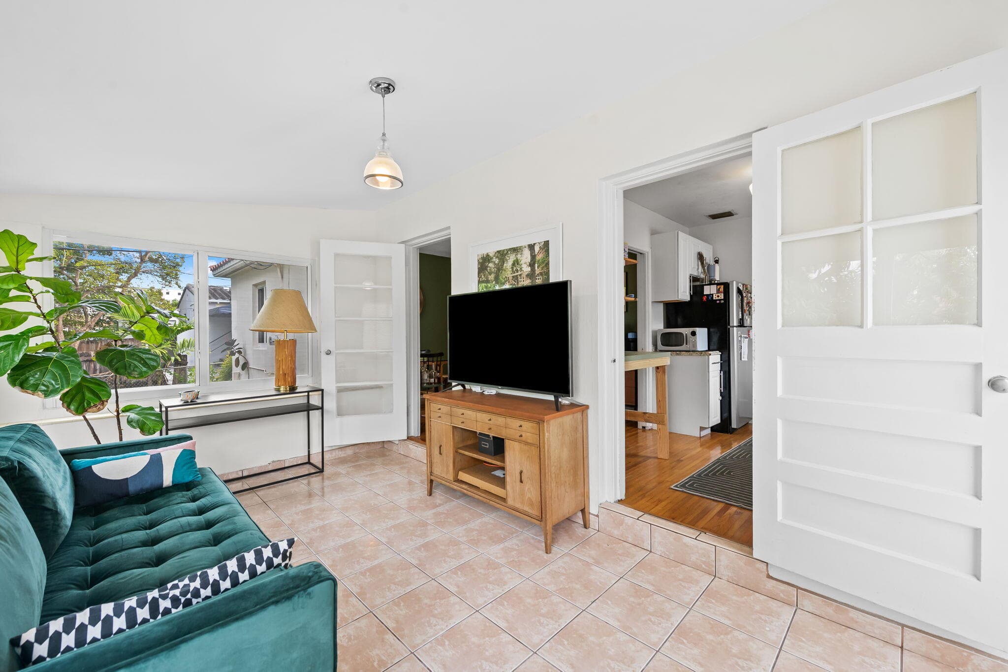 2135 SW 26th Street, Miami, FL 33133 — photo 11 of 26