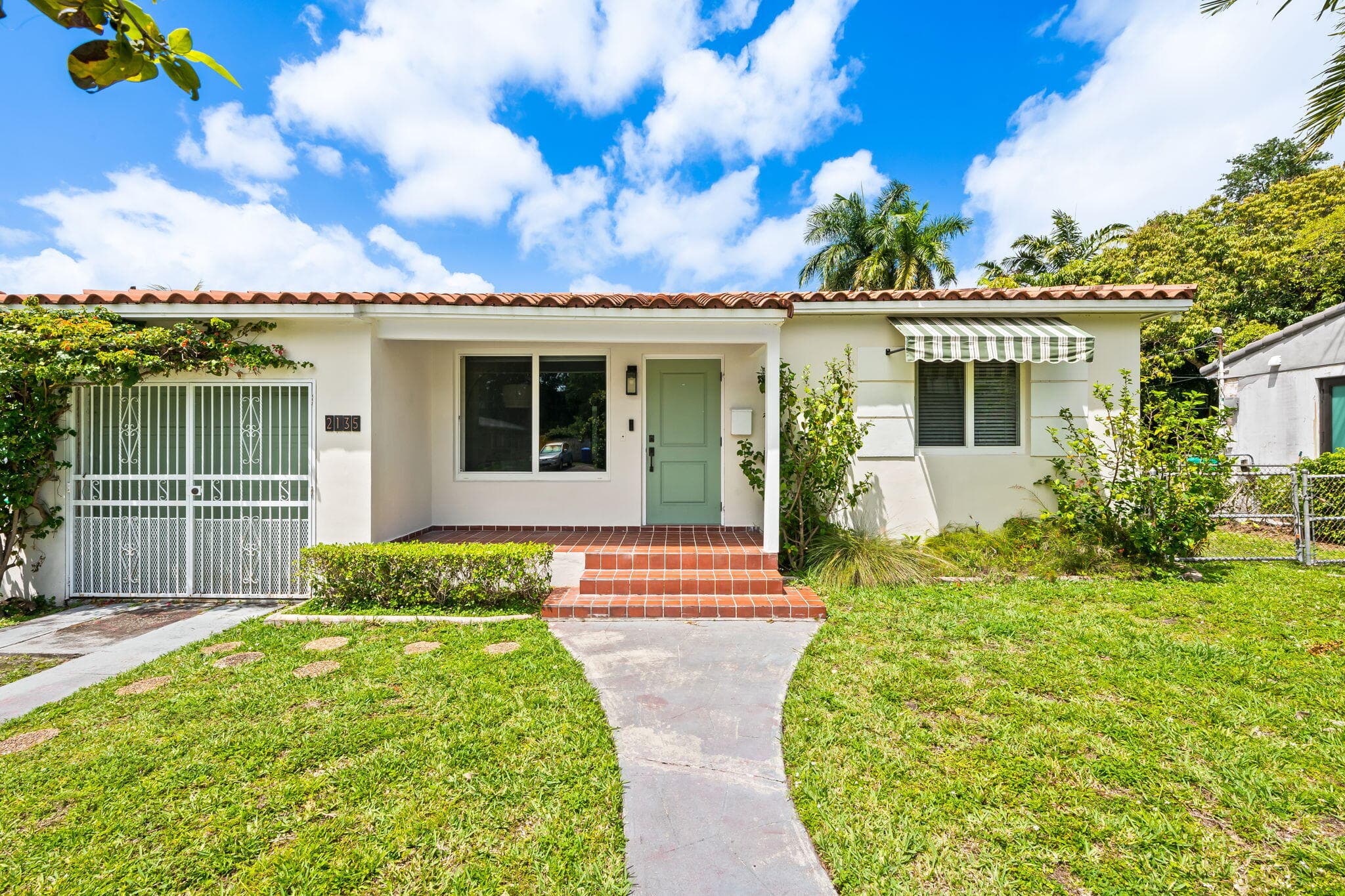 2135 SW 26th Street, Miami, FL 33133 — photo 3 of 26