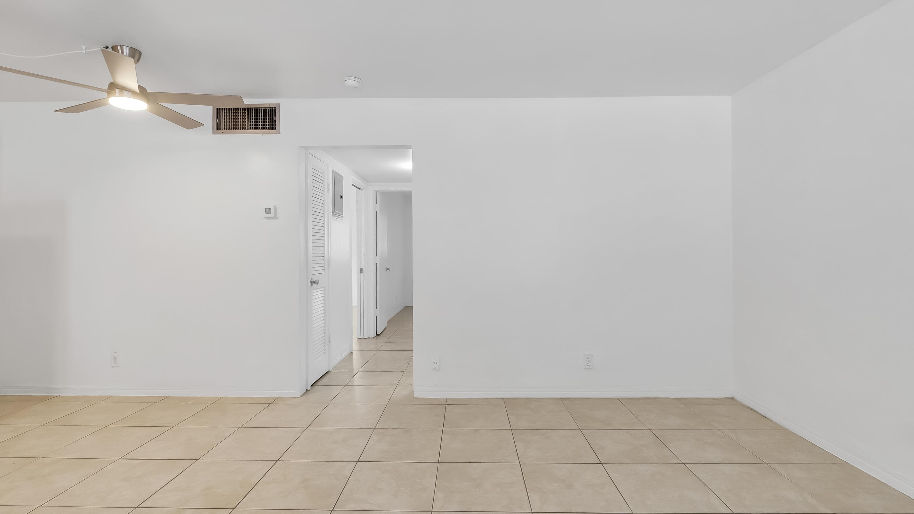 711 SE 15th Street 5, Fort Lauderdale, FL 33316 — photo 14 of 47