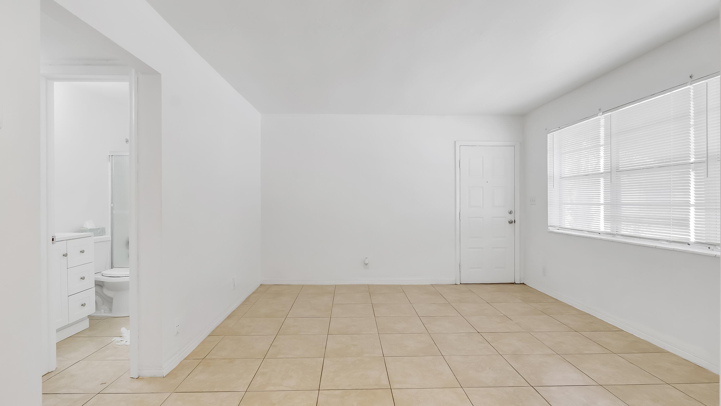 711 SE 15th Street 5, Fort Lauderdale, FL 33316 — photo 16 of 47