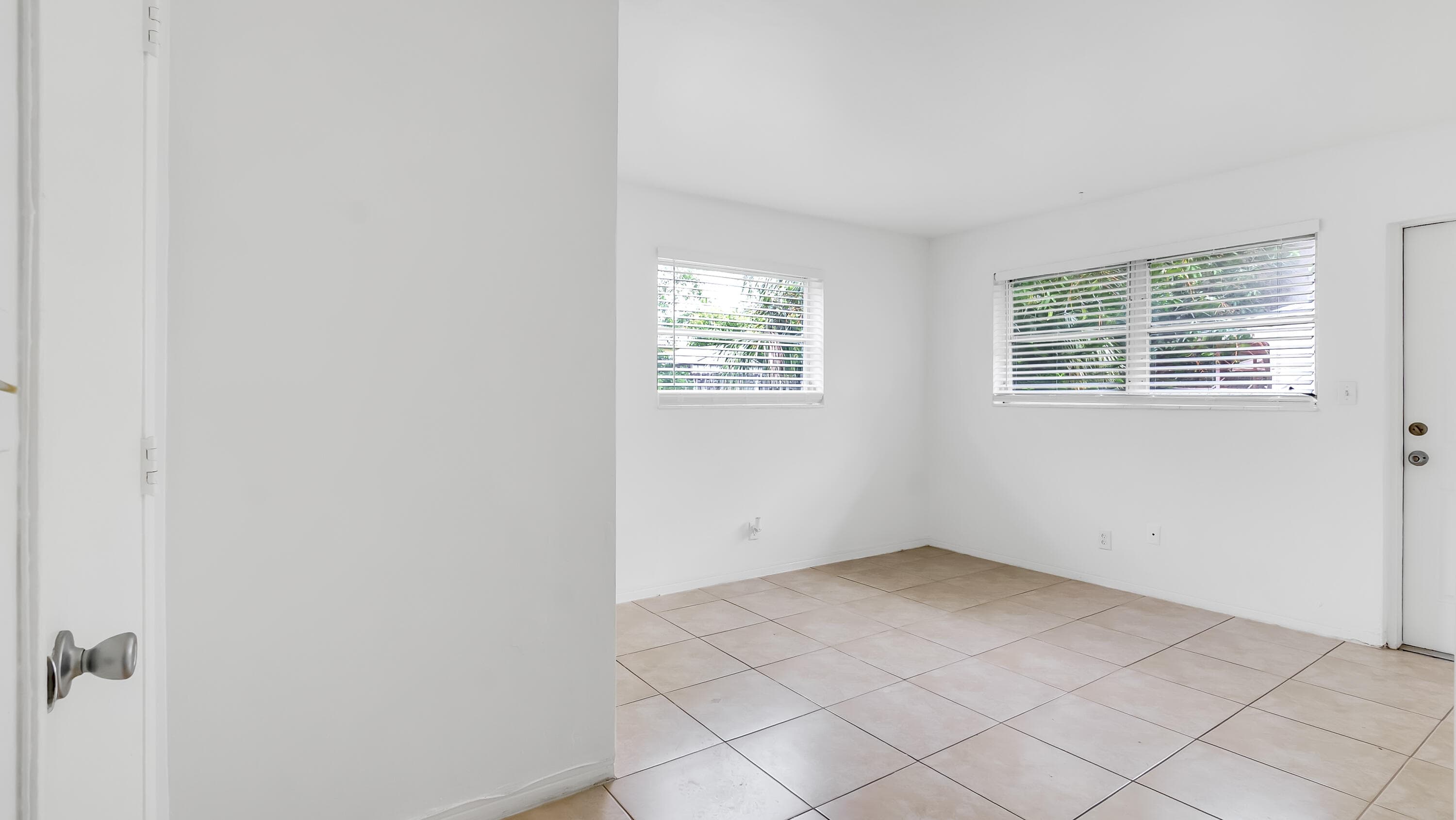 711 SE 15th Street 5, Fort Lauderdale, FL 33316 — photo 32 of 47