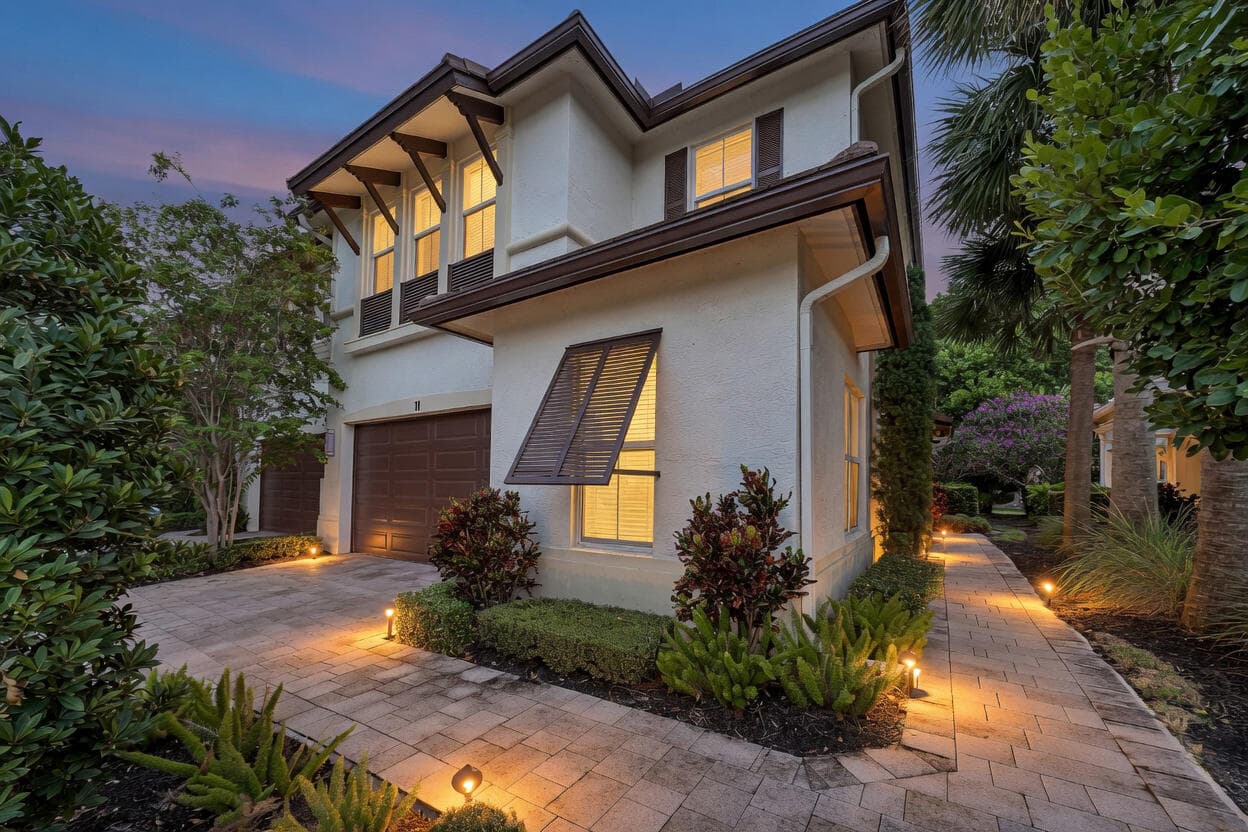 23008 Clear Echo Drive 11, Boca Raton, FL 33433 — photo 1 of 80