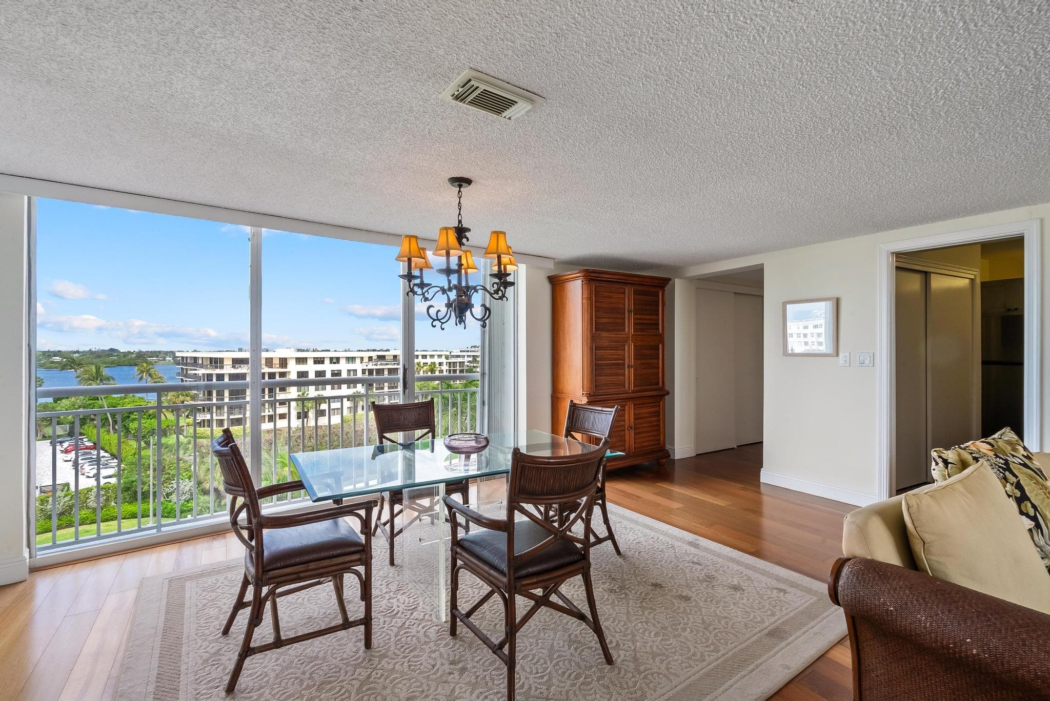 2780 S Ocean Boulevard 612, Palm Beach, FL 33480 — photo 13 of 37