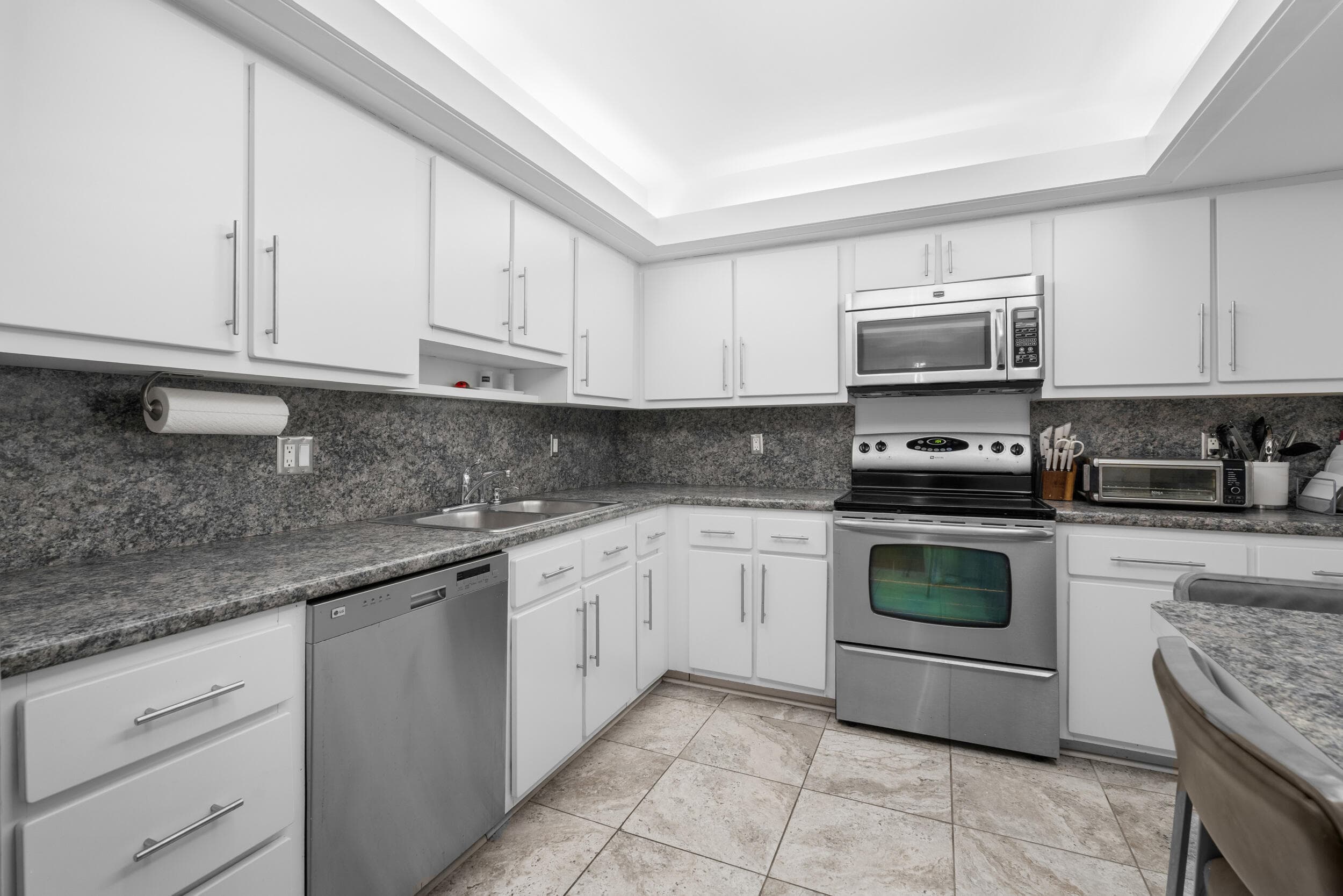 5000 N Ocean Boulevard 703, Lauderdale-By-The-Sea, FL 33308 — photo 9 of 25