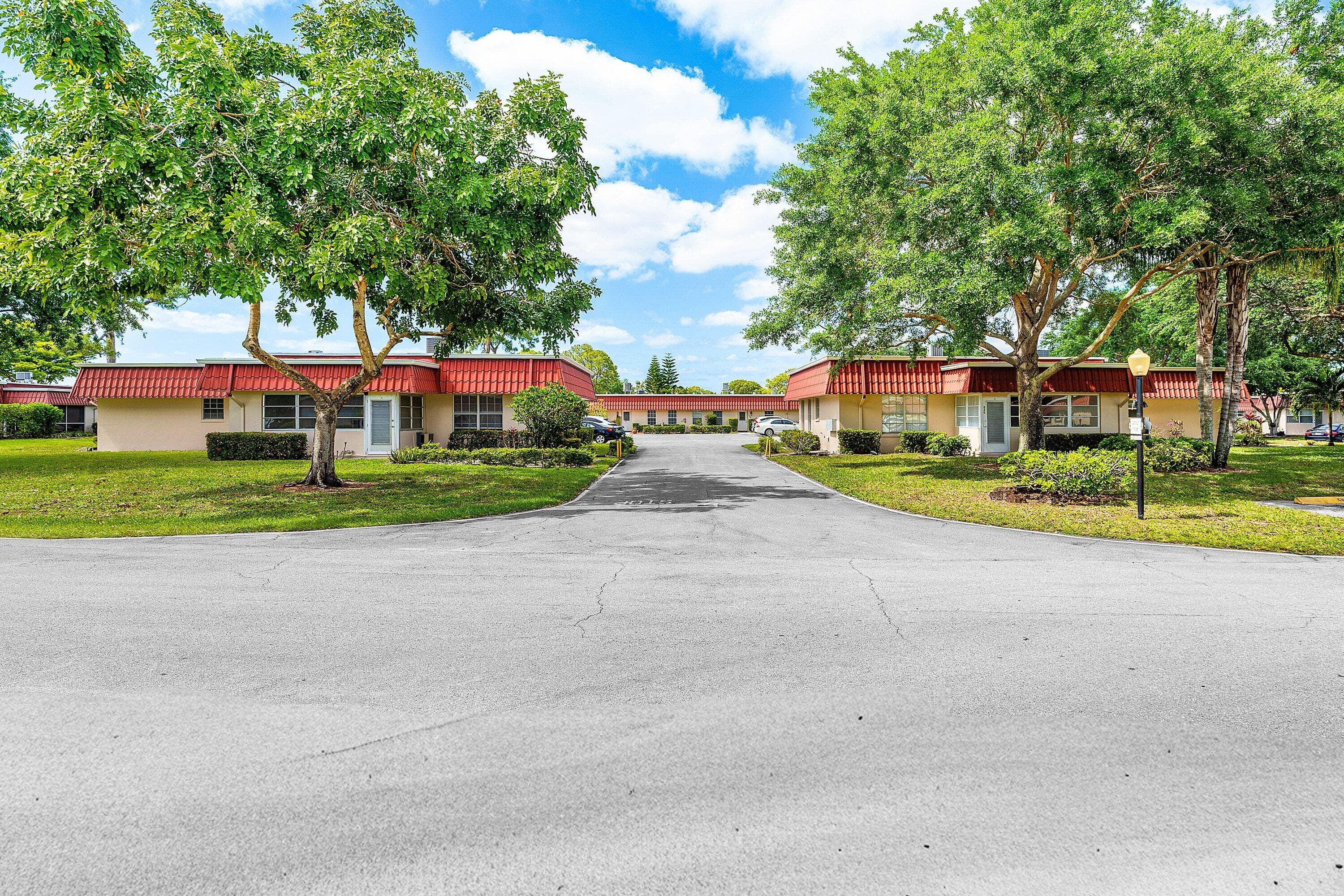 852 Salem Lane, Lake Worth, FL 33467 — photo 1 of 21