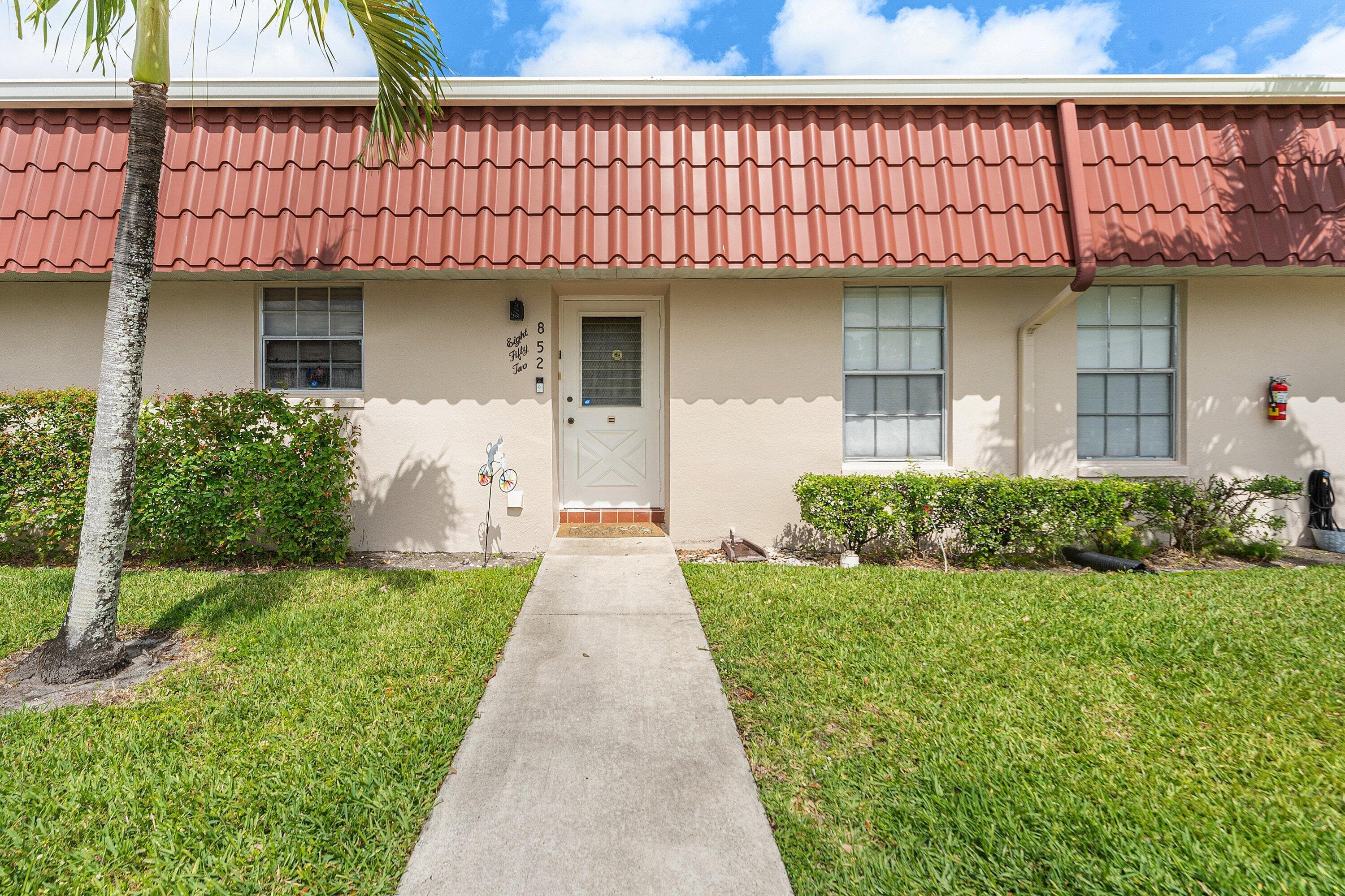 852 Salem Lane, Lake Worth, FL 33467 — photo 2 of 21