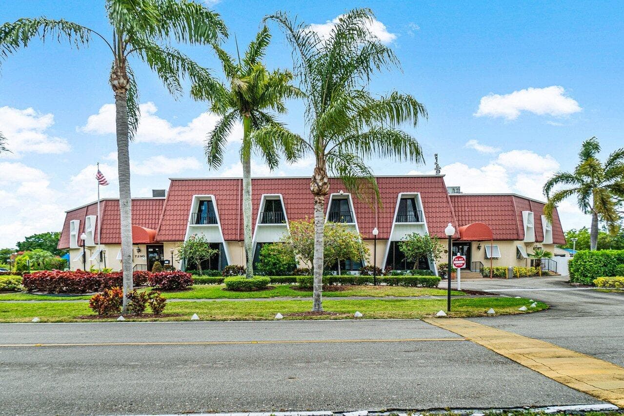 852 Salem Lane, Lake Worth, FL 33467 — photo 17 of 21
