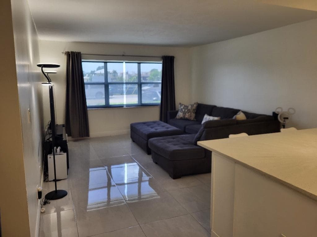 550 Bayshore Drive 104, Fort Lauderdale, FL 33304 — photo 26 of 53