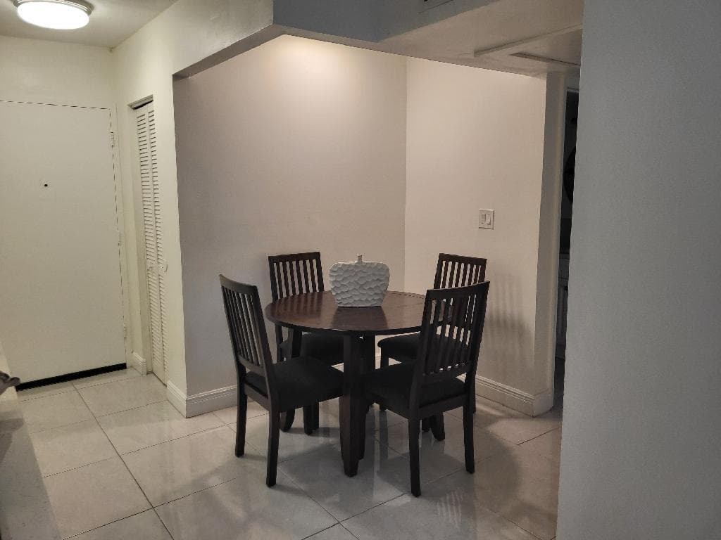 550 Bayshore Drive 104, Fort Lauderdale, FL 33304 — photo 35 of 53