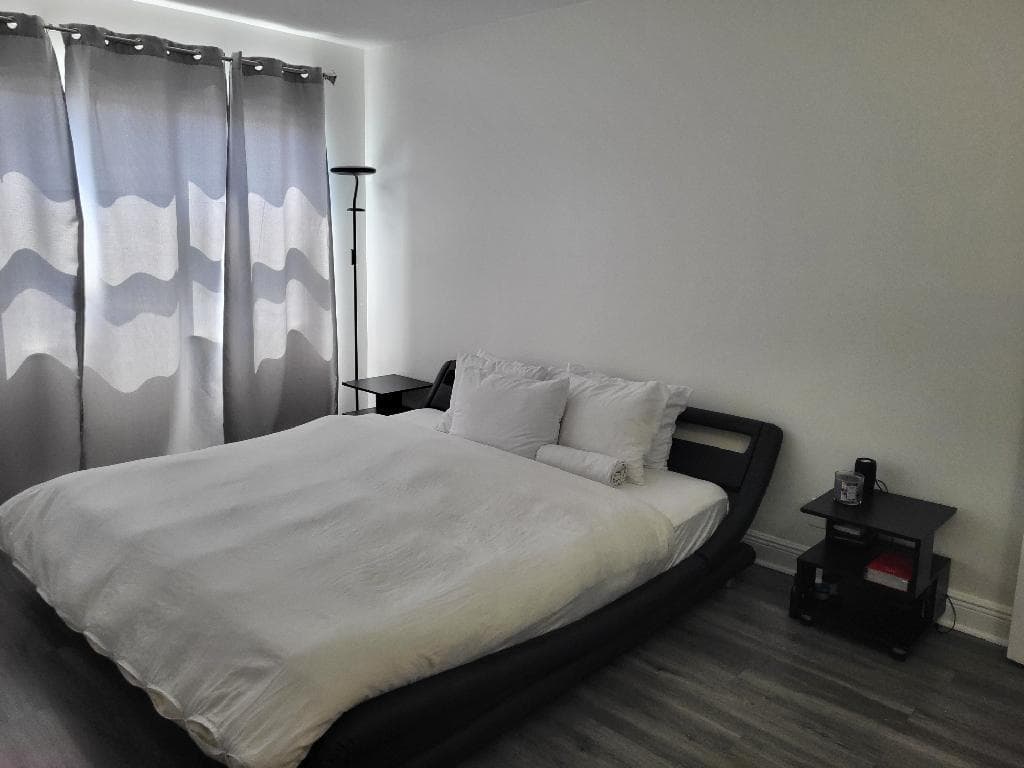 550 Bayshore Drive 104, Fort Lauderdale, FL 33304 — photo 42 of 53