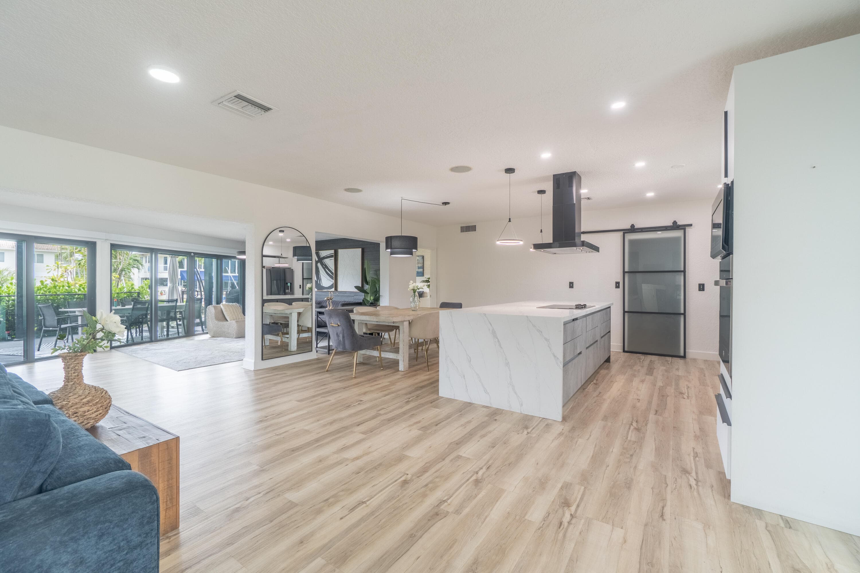 2878 NE 26th Street, Fort Lauderdale, FL 33305 — photo 6 of 40