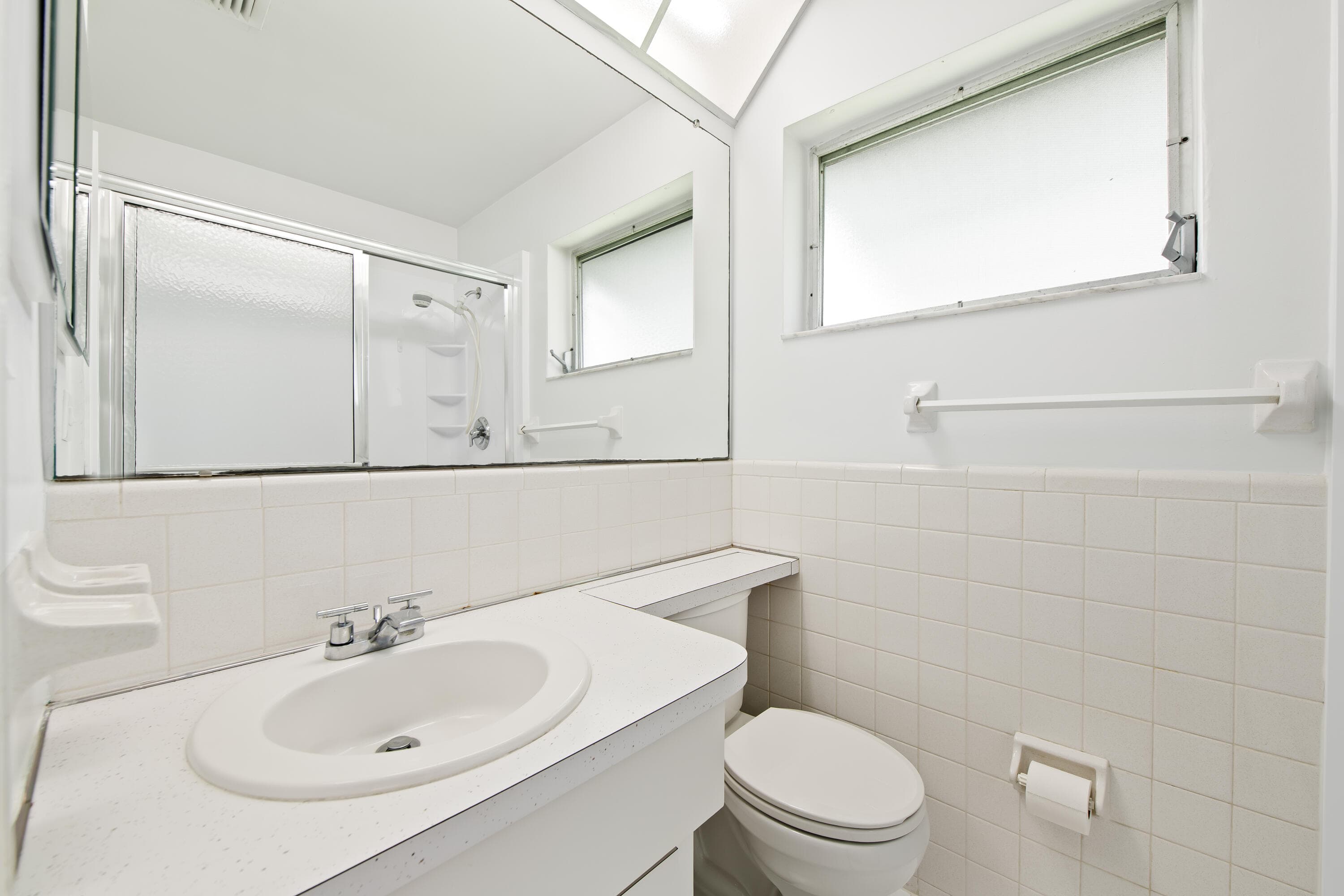 4524 NW 43rd Avenue, Tamarac, FL 33319 — photo 9 of 27