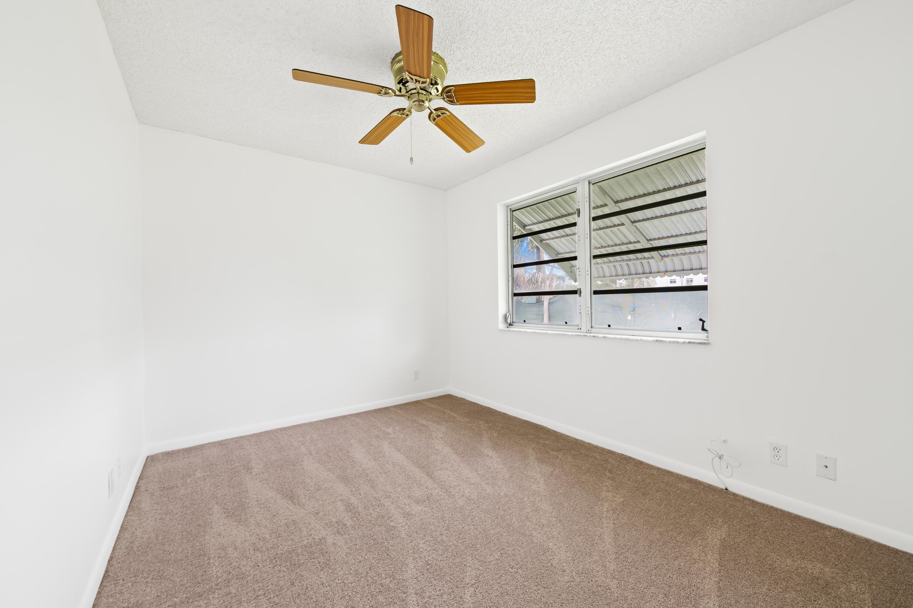 4524 NW 43rd Avenue, Tamarac, FL 33319 — photo 13 of 27
