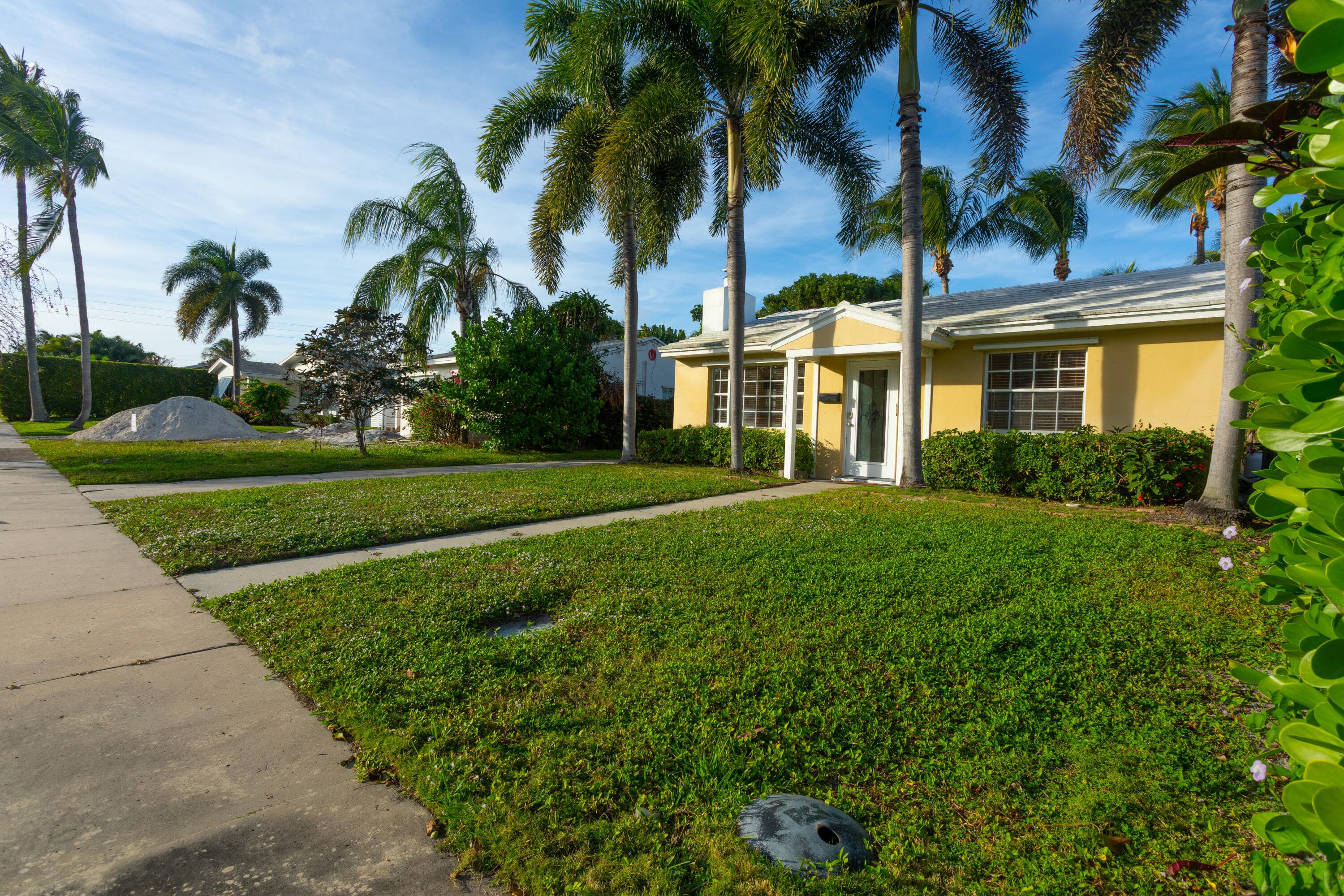 245 Cortez Road, West Palm Beach, FL 33405 — photo 3 of 33