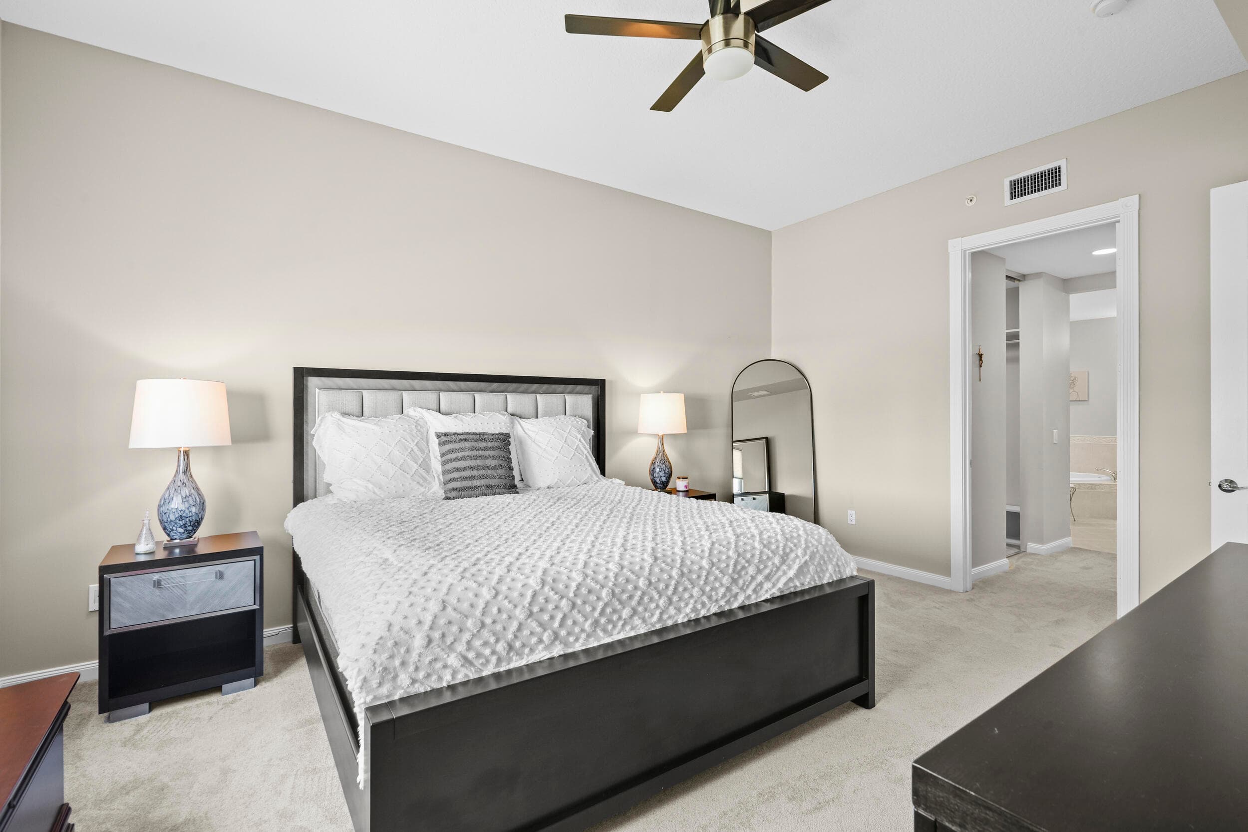 16 W Harbour Isle Dr Drive W 106, Fort Pierce, FL 34949 — photo 21 of 52