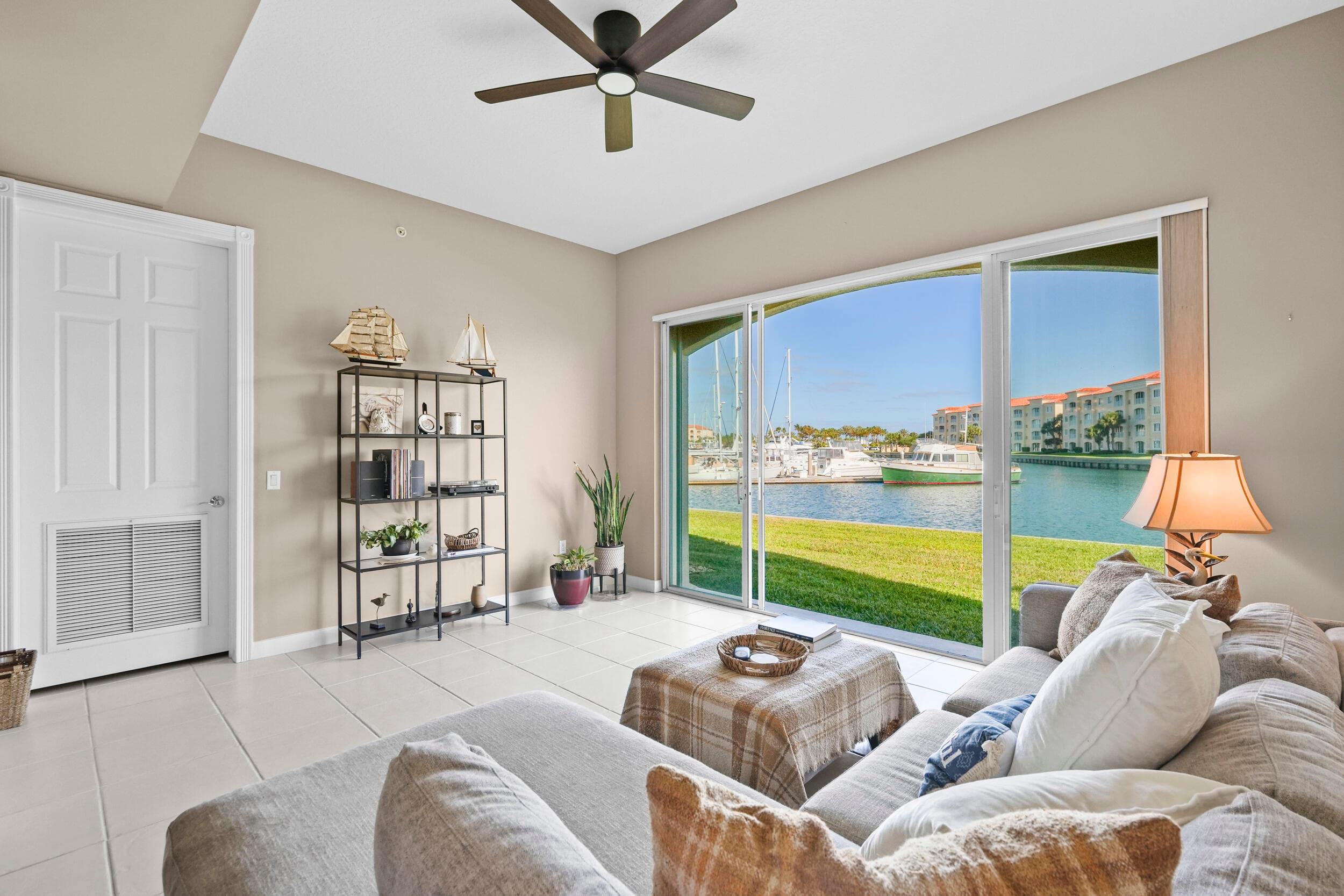 16 W Harbour Isle Dr Drive W 106, Fort Pierce, FL 34949 — photo 32 of 52