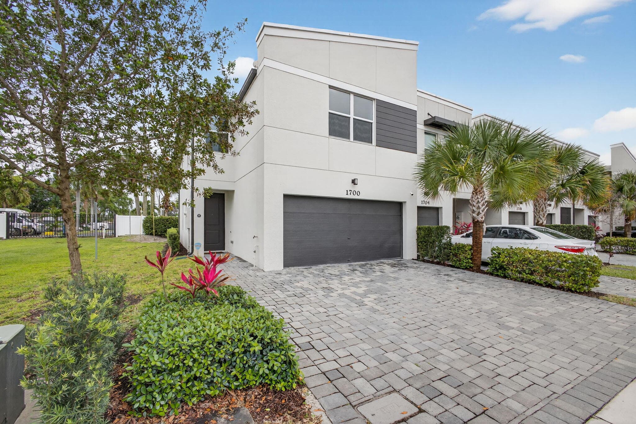 1700 Lindley Street, Mangonia Park, FL 33407 — photo 2 of 46