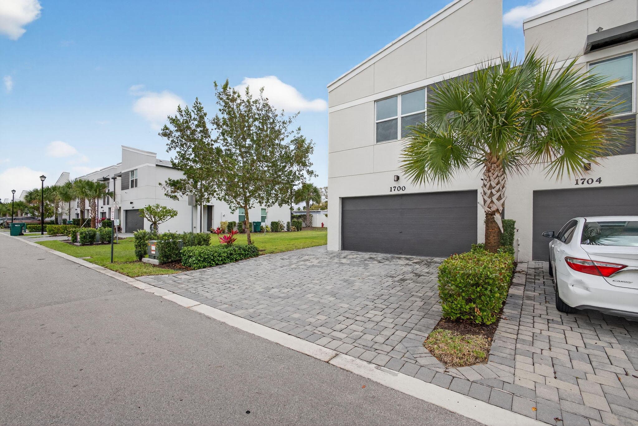 1700 Lindley Street, Mangonia Park, FL 33407 — photo 3 of 46