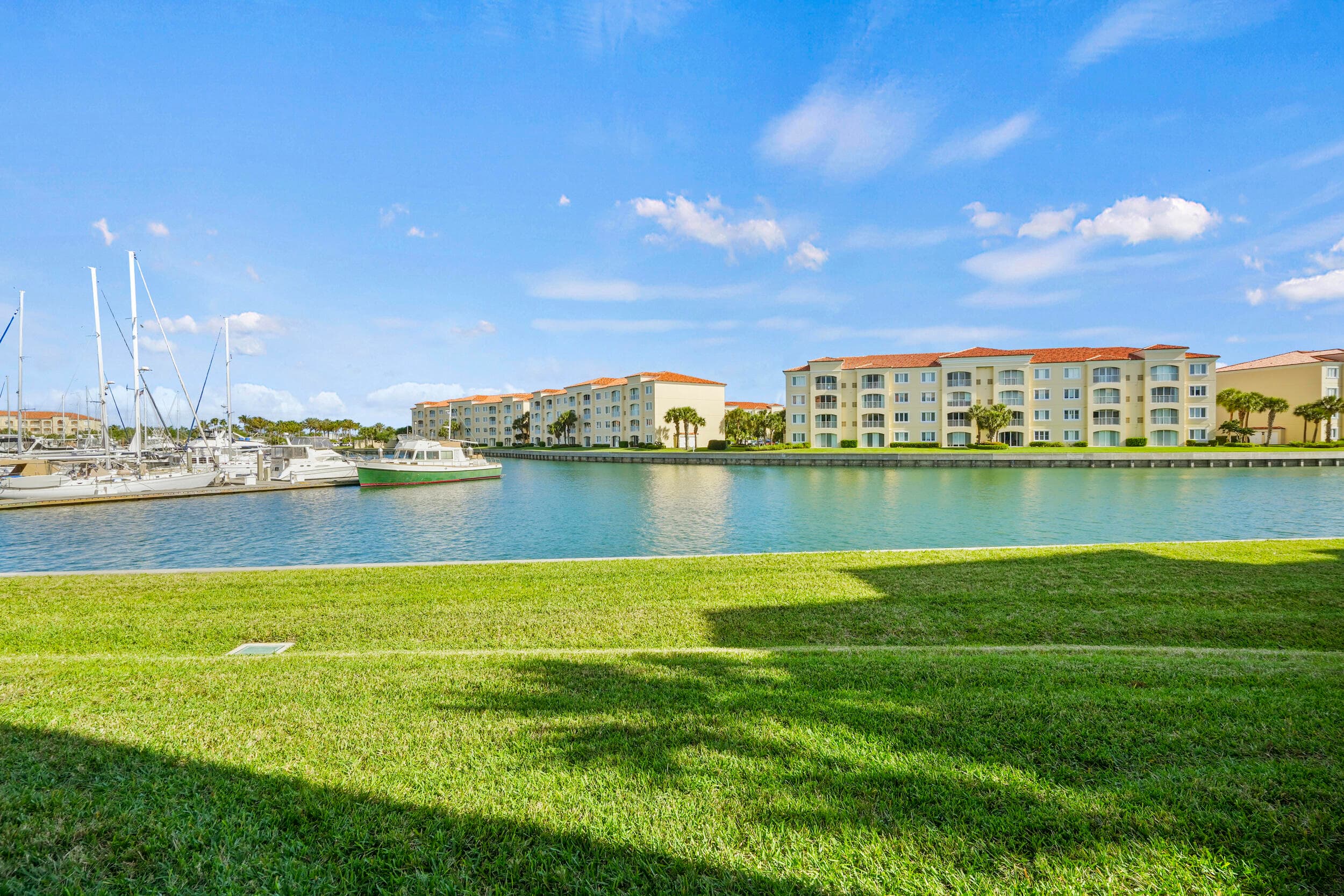 16 W Harbour Isle Dr Drive W 106, Fort Pierce, FL 34949 — photo 37 of 52