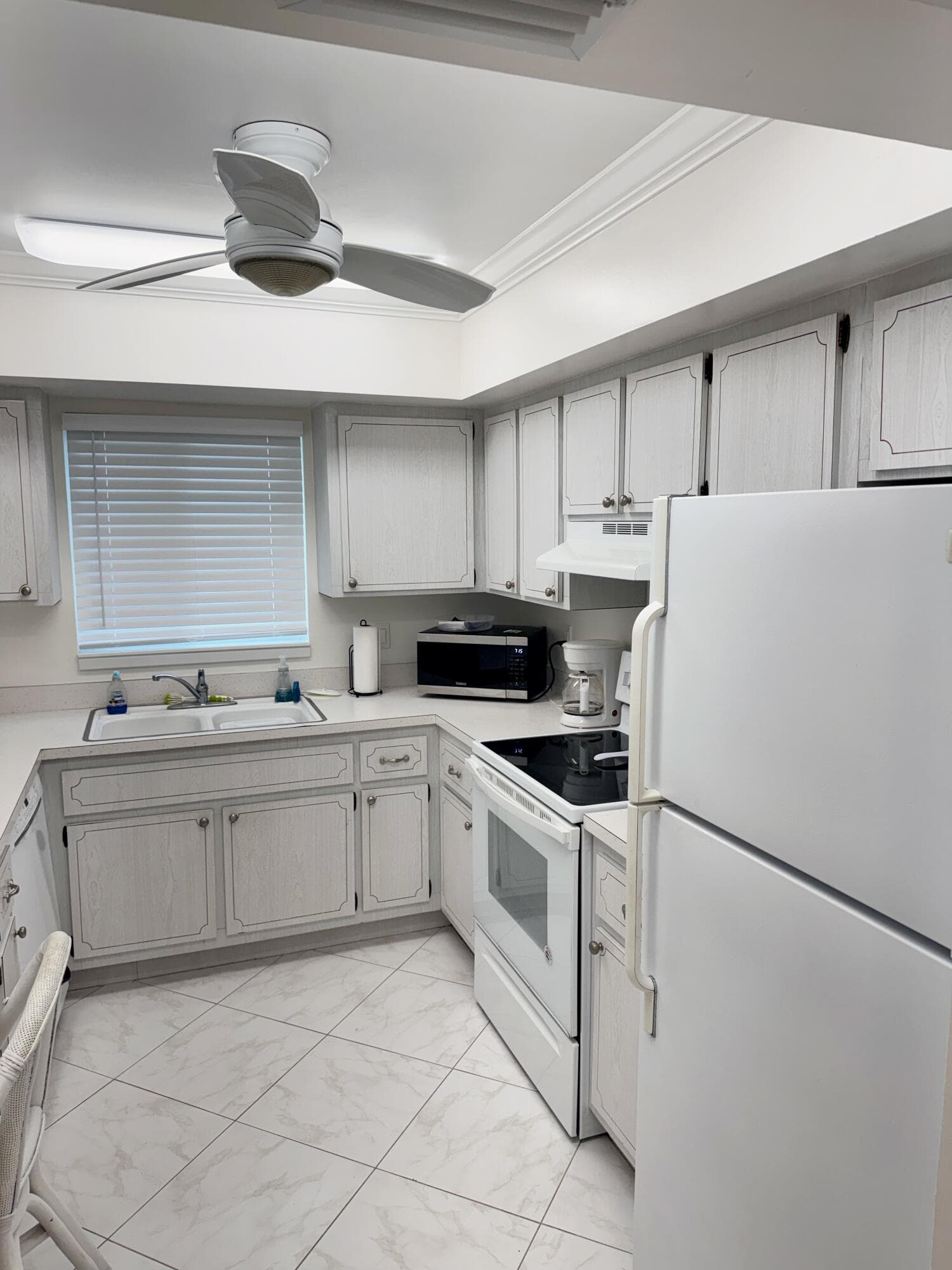 2950 SE Ocean Boulevard 8-6, Stuart, FL 34996 — photo 4 of 19