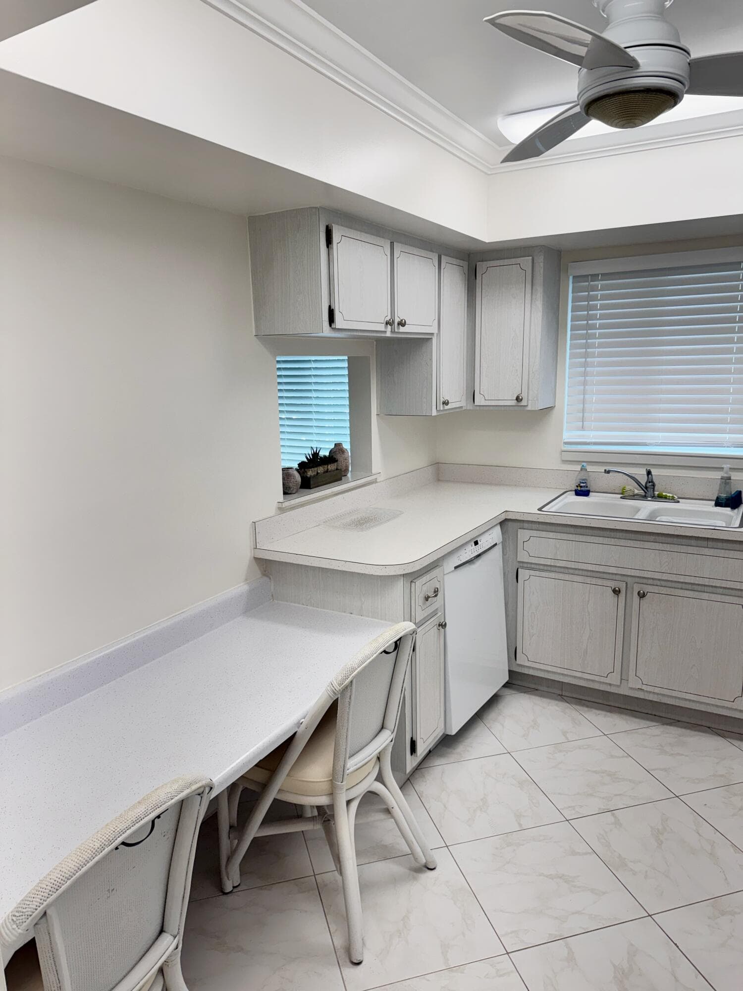 2950 SE Ocean Boulevard 8-6, Stuart, FL 34996 — photo 5 of 19