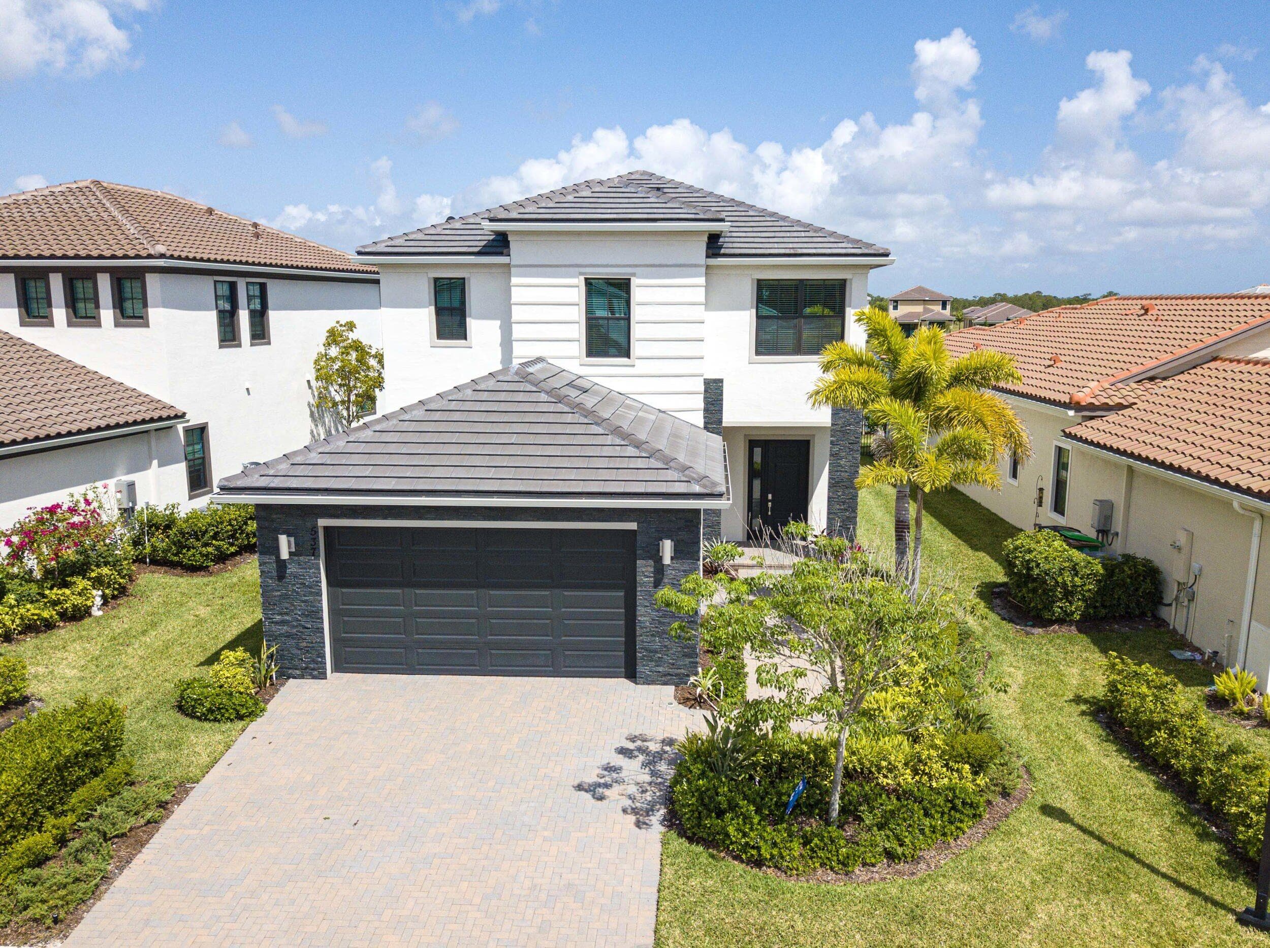 537 SE Fascino Circle, Port St. Lucie, FL 34984 — photo 2 of 42
