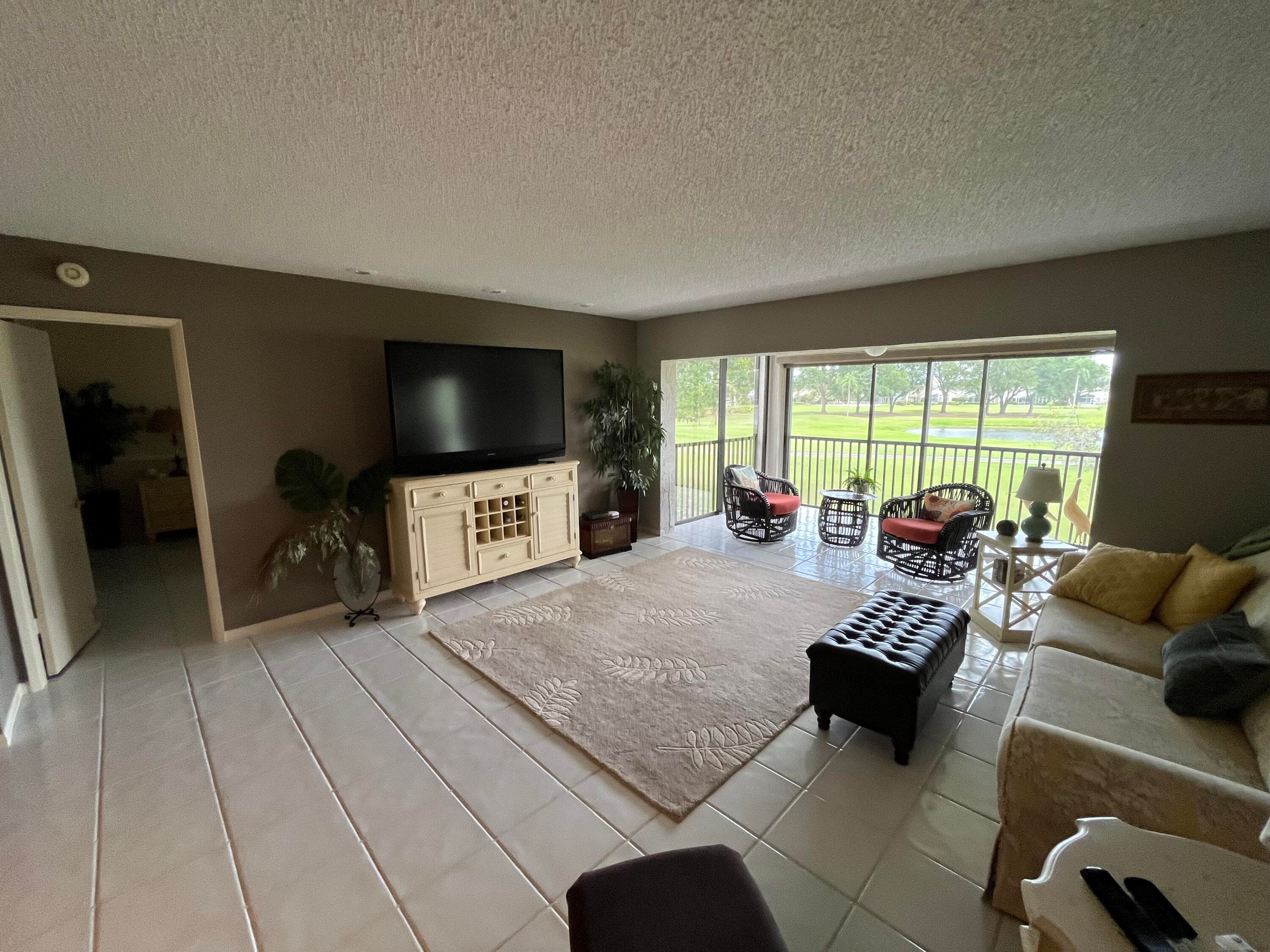 12870 Briarlake Drive 205, West Palm Beach, FL 33418 — photo 3 of 16