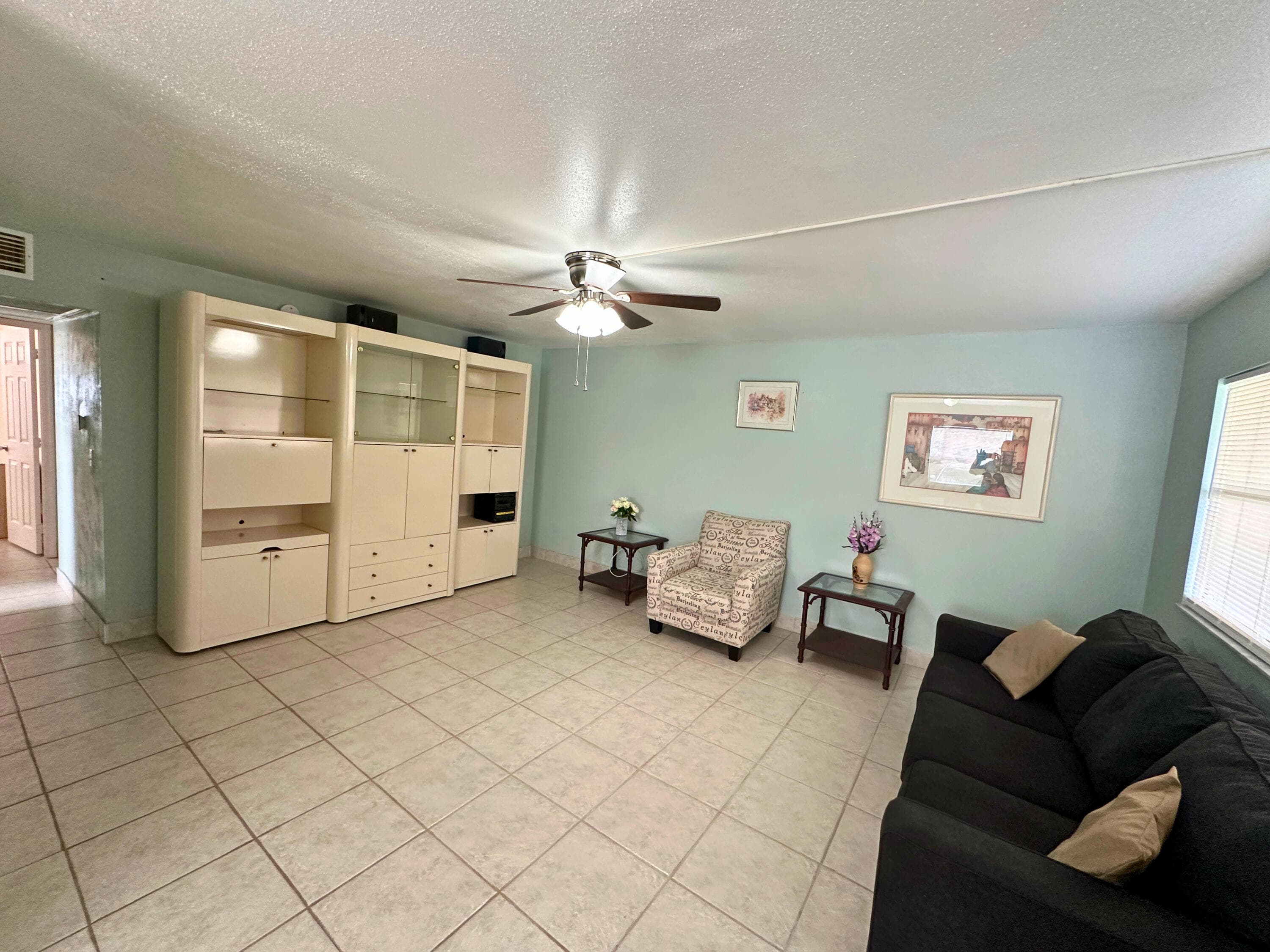 337 Saxony H Way 337, Delray Beach, FL 33446 — photo 2 of 17