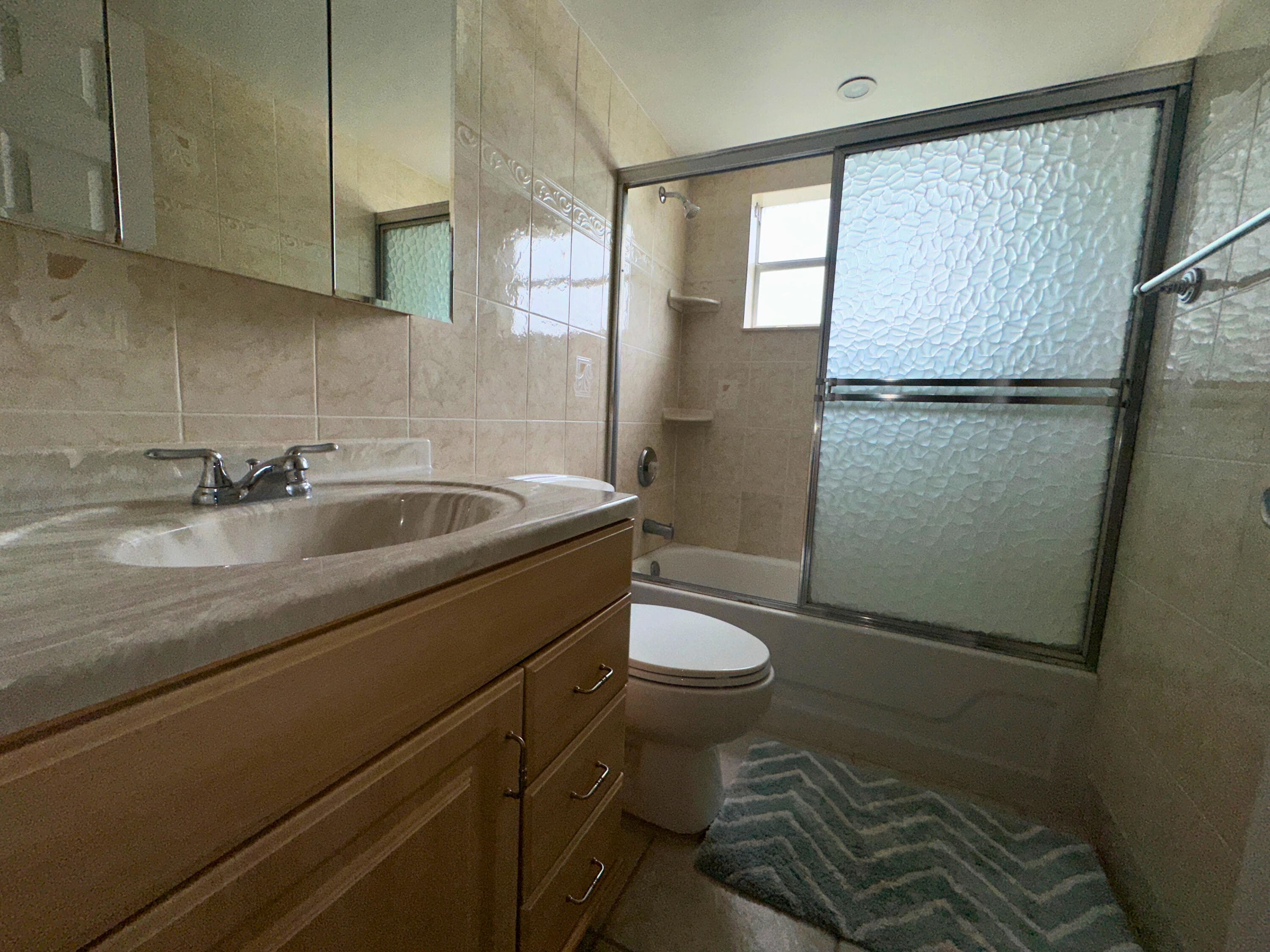 337 Saxony H Way 337, Delray Beach, FL 33446 — photo 9 of 17
