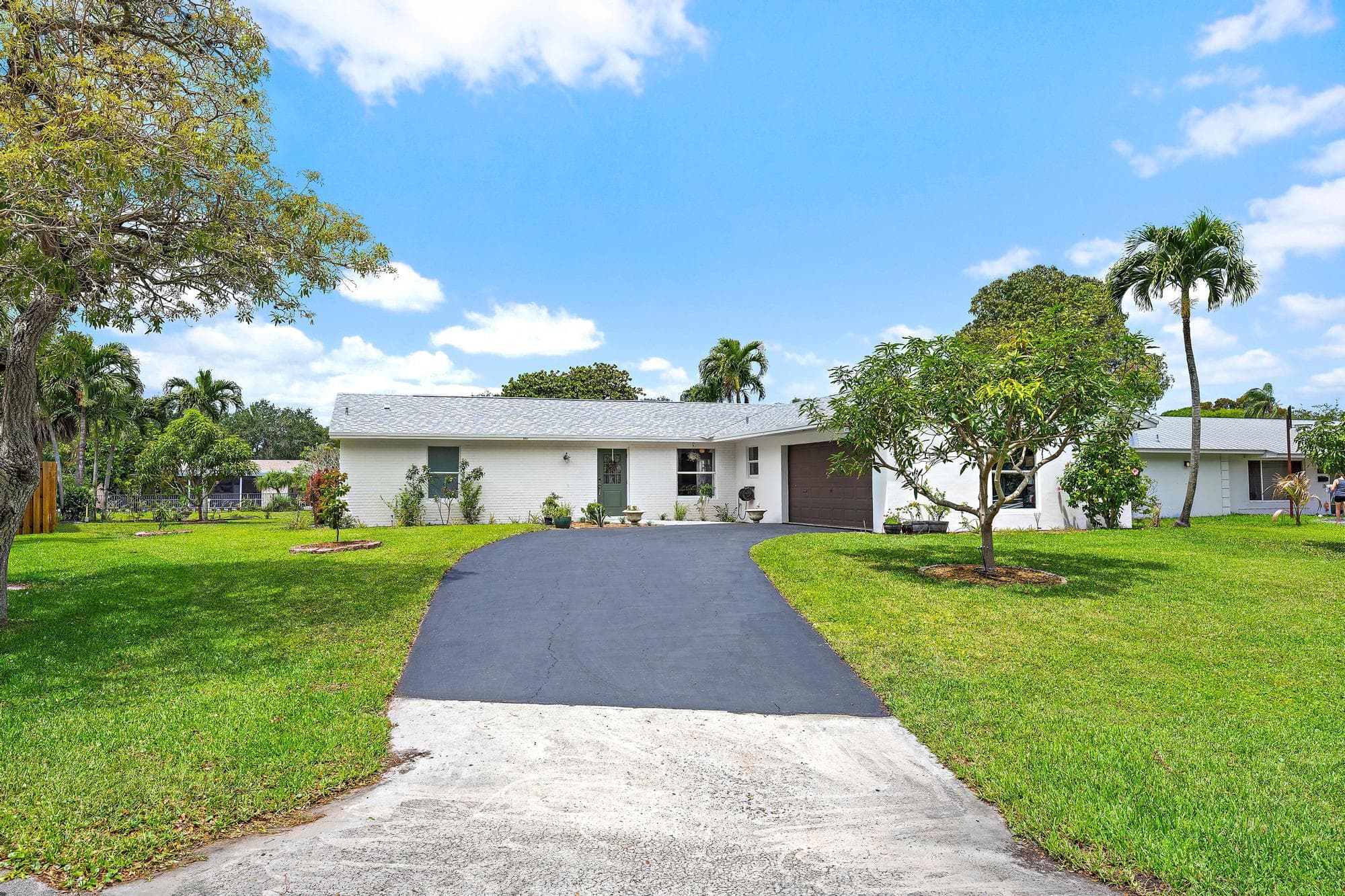 9831 Hyacinth Circle S, Palm Beach Gardens, FL 33410 — photo 3 of 28