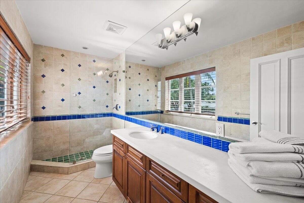 1313 E Lake Drive, Fort Lauderdale, FL 33316 — photo 77 of 95
