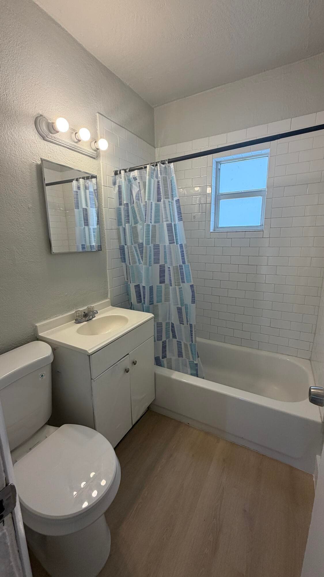 911 NW 12th Avenue 1-2, Fort Lauderdale, FL 33311 — photo 5 of 20