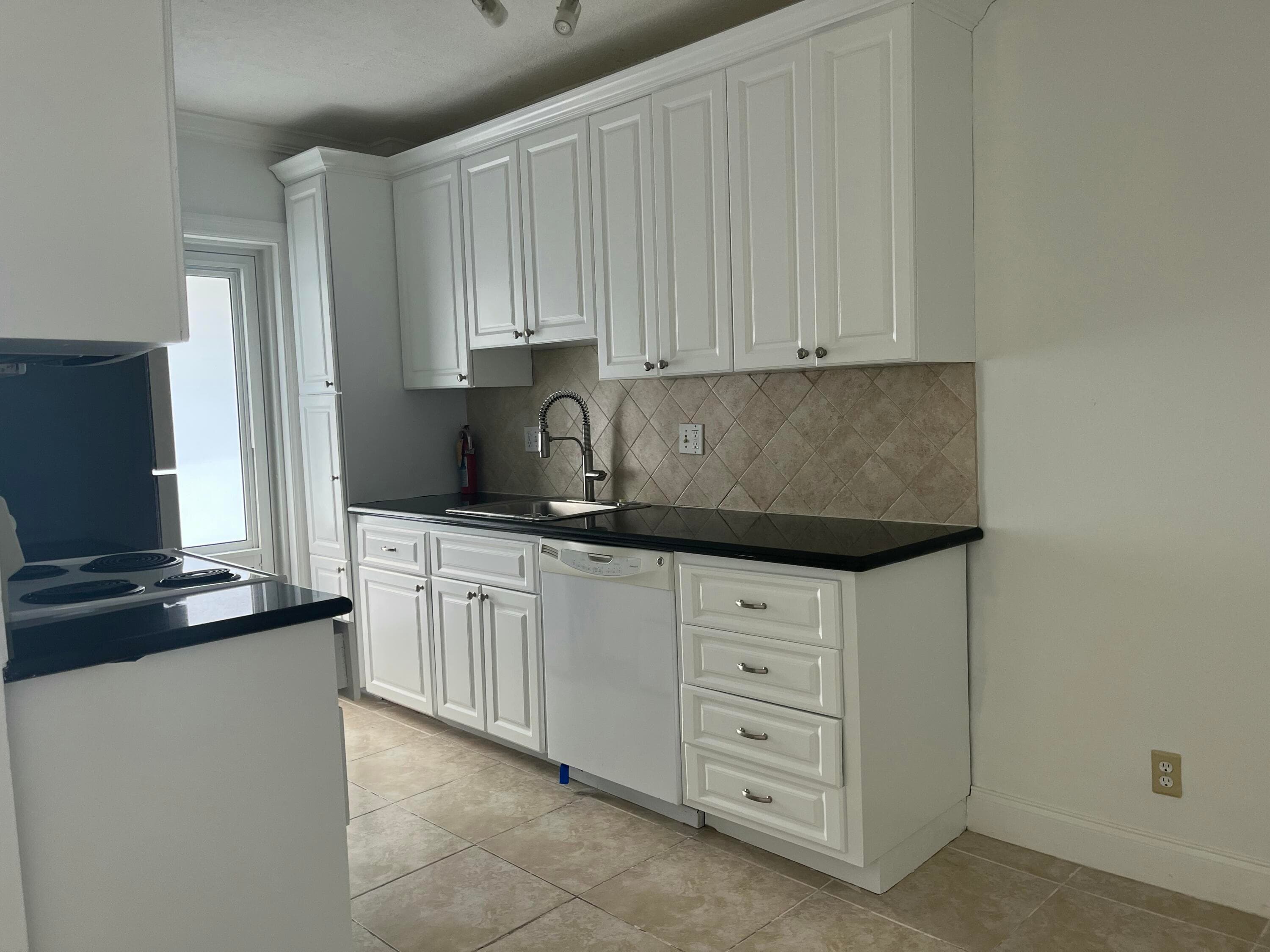 1481 S Ocean Boulevard 232c, Lauderdale-By-The-Sea, FL 33062 — photo 24 of 32