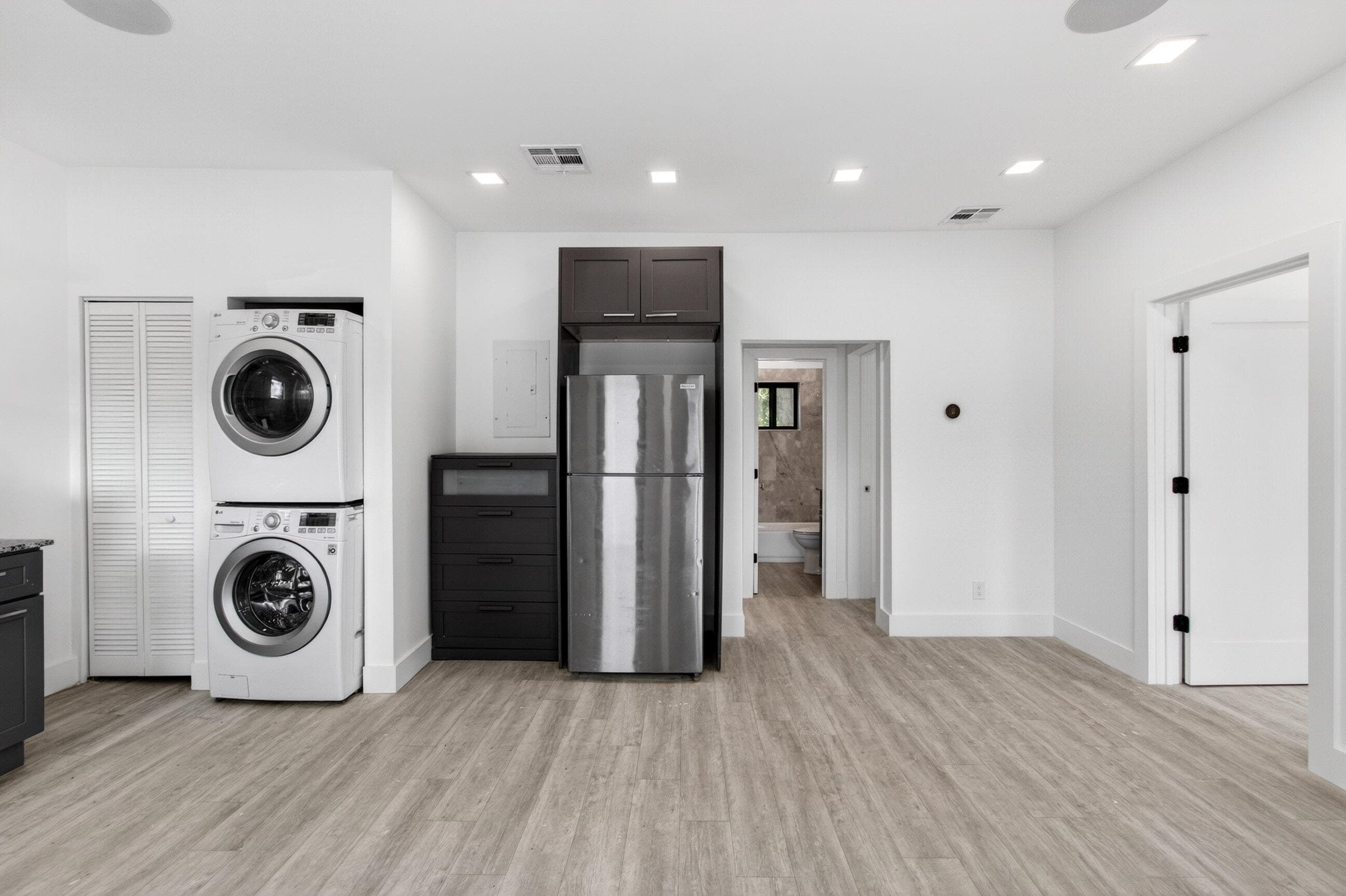 517 NW 1st Street, Delray Beach, FL 33444 — photo 7 of 38
