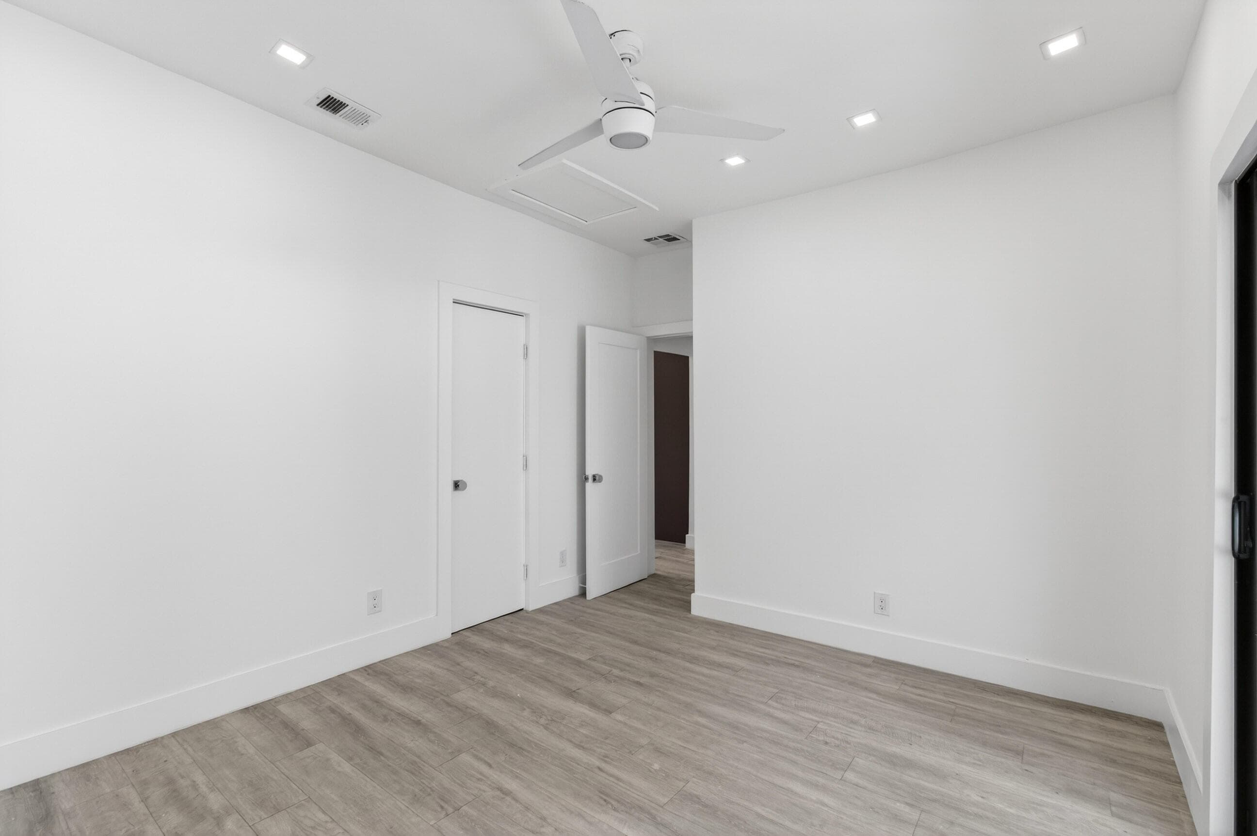 517 NW 1st Street, Delray Beach, FL 33444 — photo 18 of 38