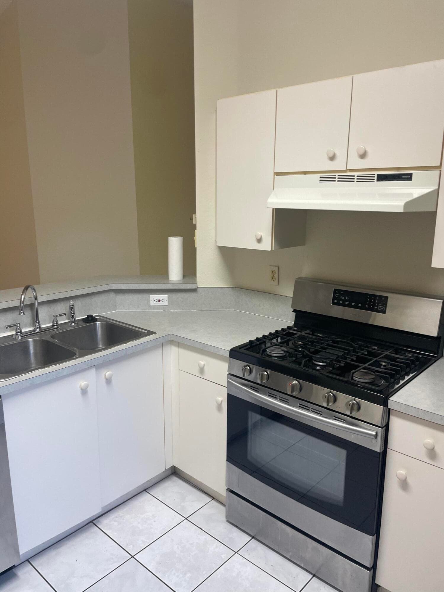 8936 NW 53rd Court, Sunrise, FL 33351 — photo 4 of 11