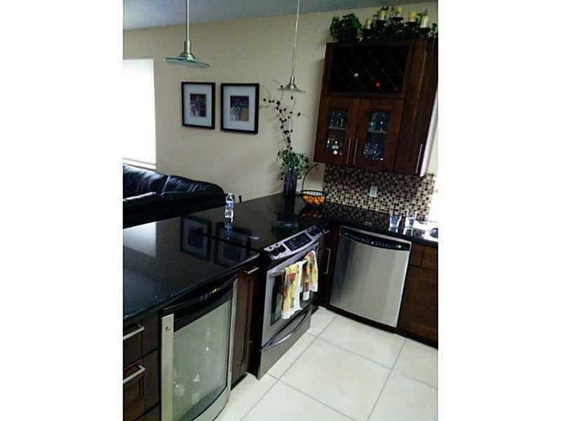 6936 SW 39th Street D206, Davie, FL 33314 — photo 2 of 4
