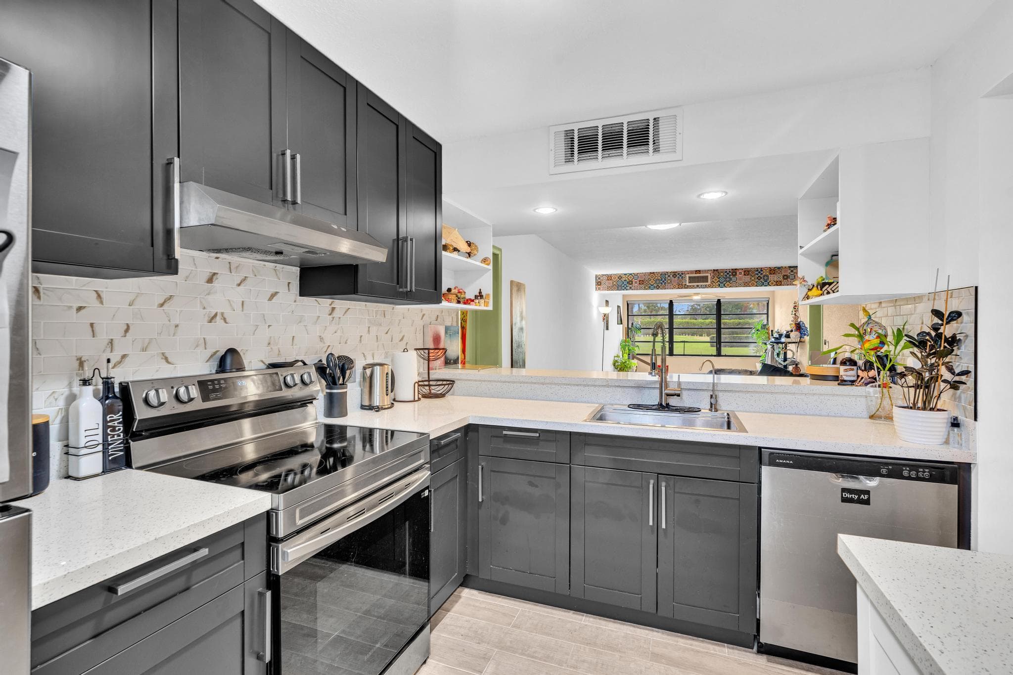 3507 Village Boulevard, West Palm Beach, FL 33409 — photo 37 of 47