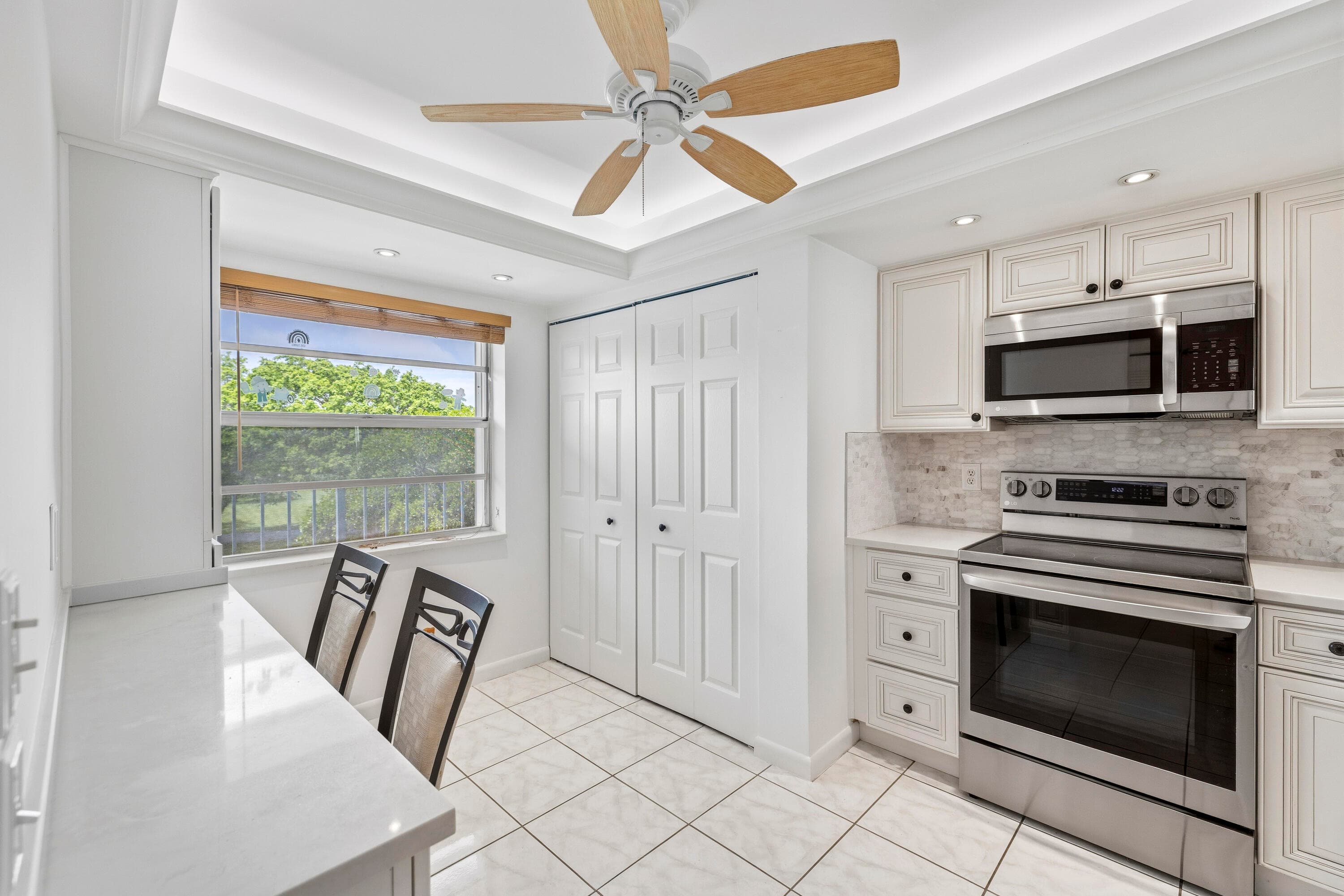 1480 NW 80th Avenue 402, Margate, FL 33063 — photo 6 of 27