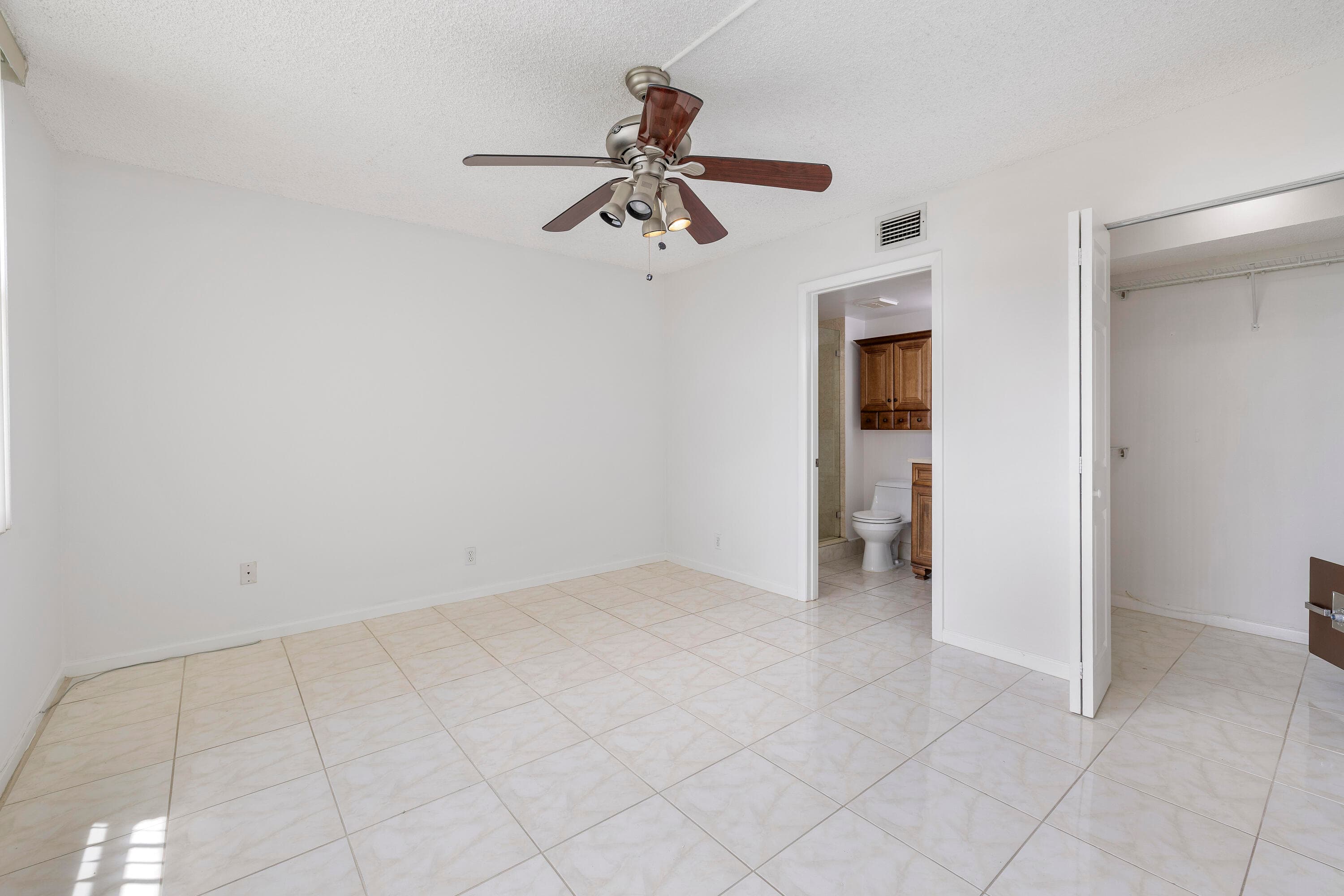 1480 NW 80th Avenue 402, Margate, FL 33063 — photo 19 of 27