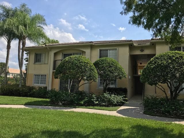 700 S Crestwood Ct Court S 708, Royal Palm Beach, FL 33411 — photo 28 of 29