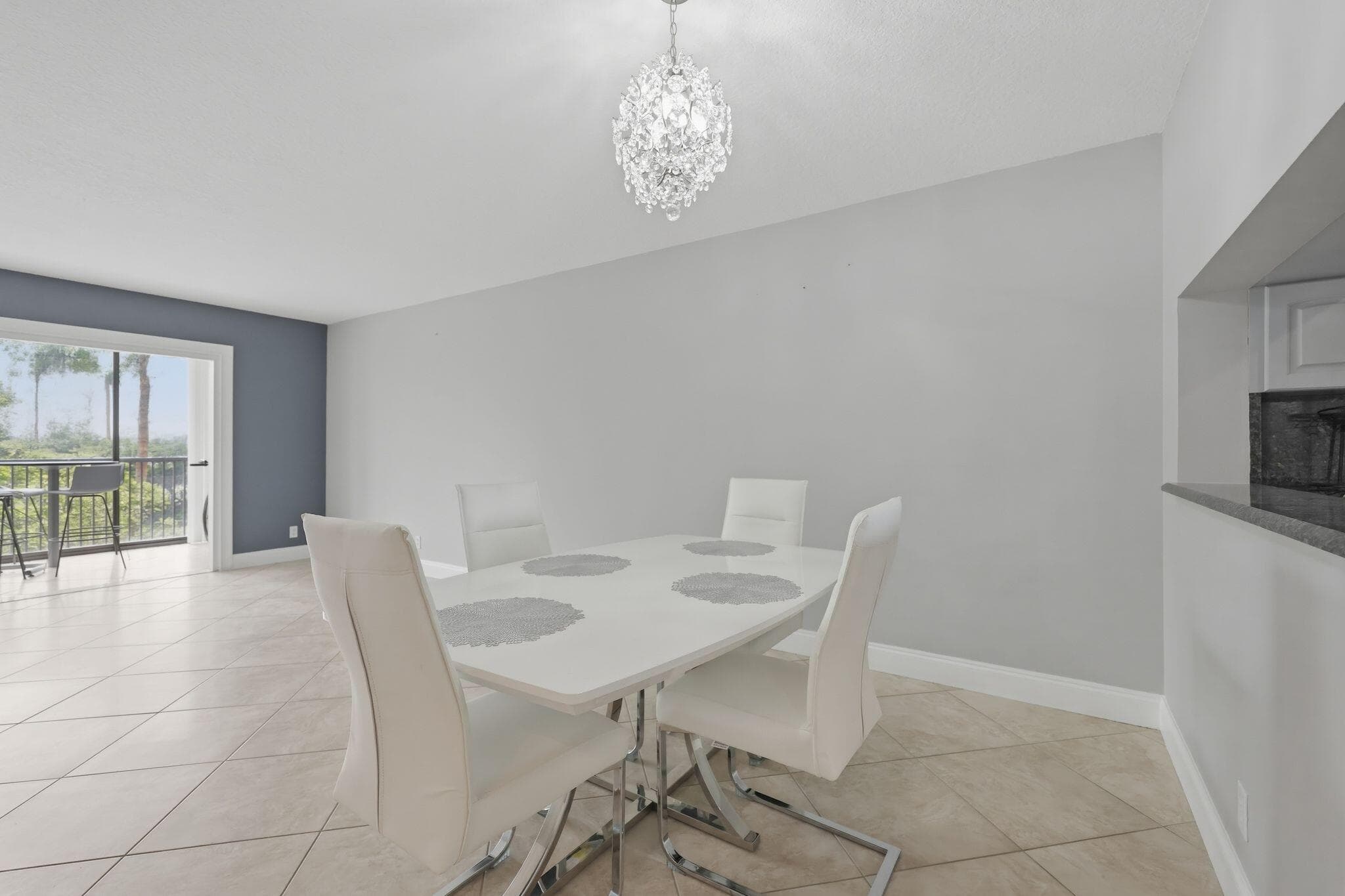 2206 S Cypress Bend Drive 401, Pompano Beach, FL 33069 — photo 13 of 50