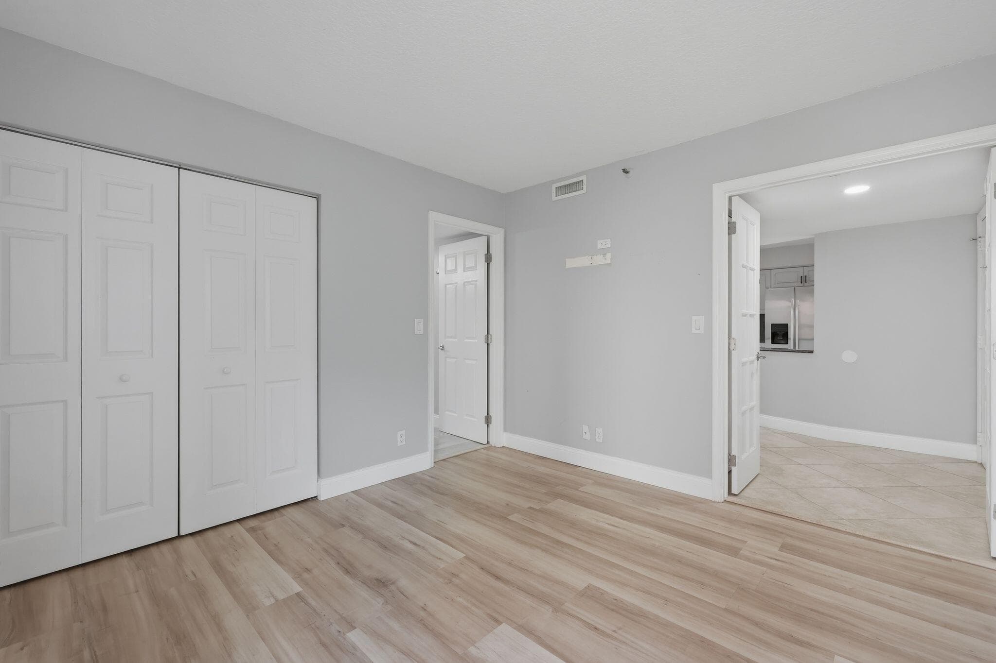 2206 S Cypress Bend Drive 401, Pompano Beach, FL 33069 — photo 38 of 50
