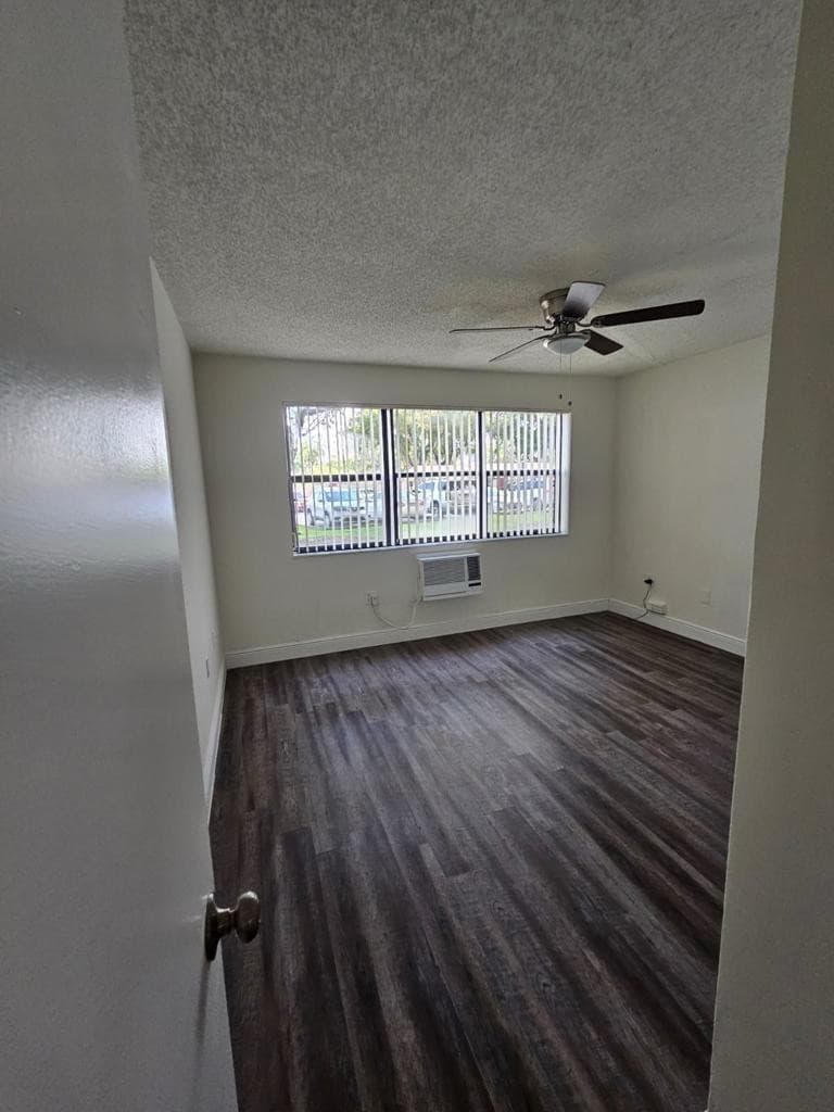 18335 NW 68 Avenue 790-104a, Hialeah, FL 33015 — photo 3 of 13