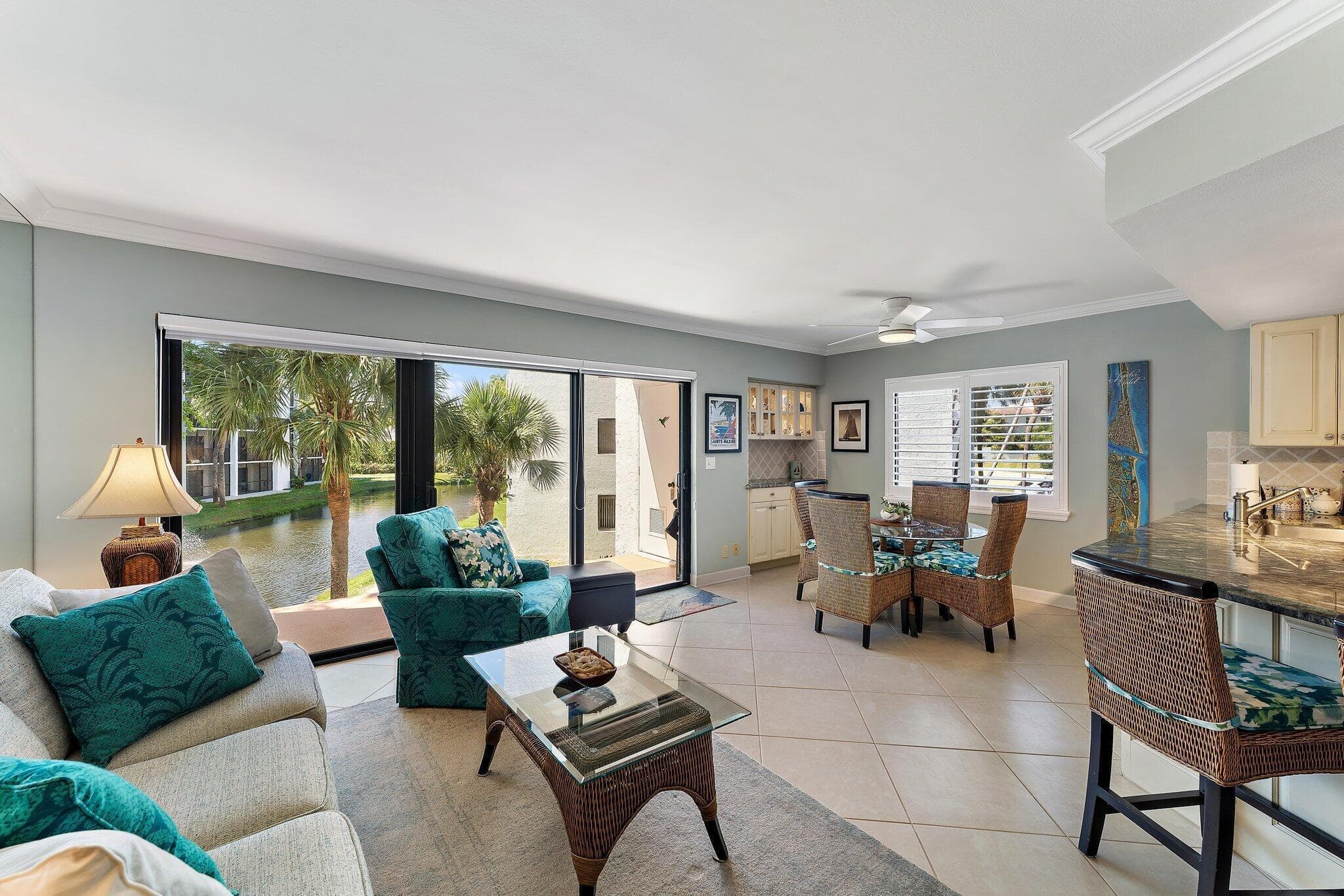 1605 Us-1 B206, Jupiter, FL 33477 — photo 3 of 35