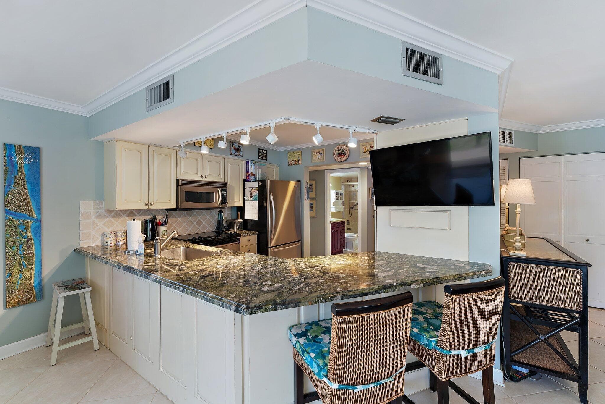 1605 Us-1 B206, Jupiter, FL 33477 — photo 12 of 35