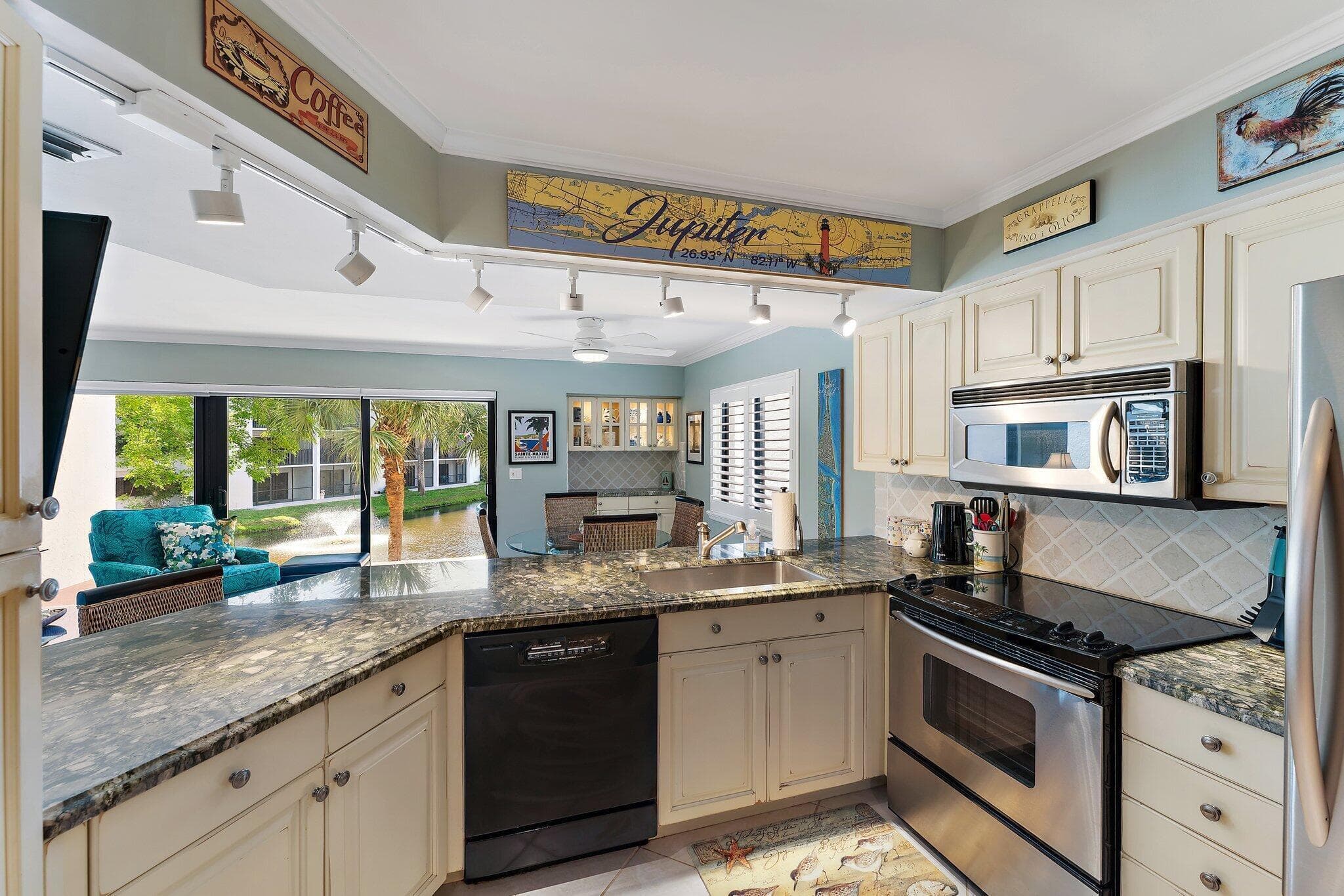 1605 Us-1 B206, Jupiter, FL 33477 — photo 14 of 35