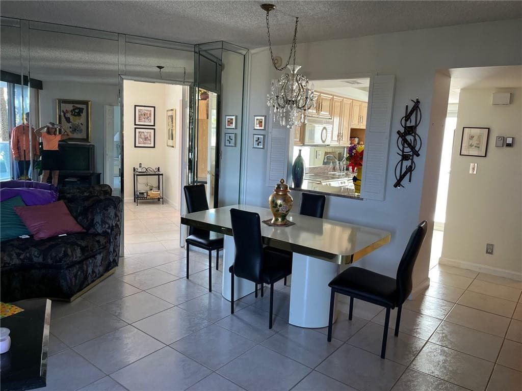 333 NE 21 Avenue 304, Deerfield Beach, FL 33441 — photo 4 of 19
