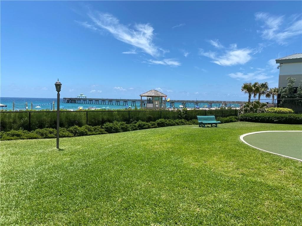 333 NE 21 Avenue 304, Deerfield Beach, FL 33441 — photo 19 of 19